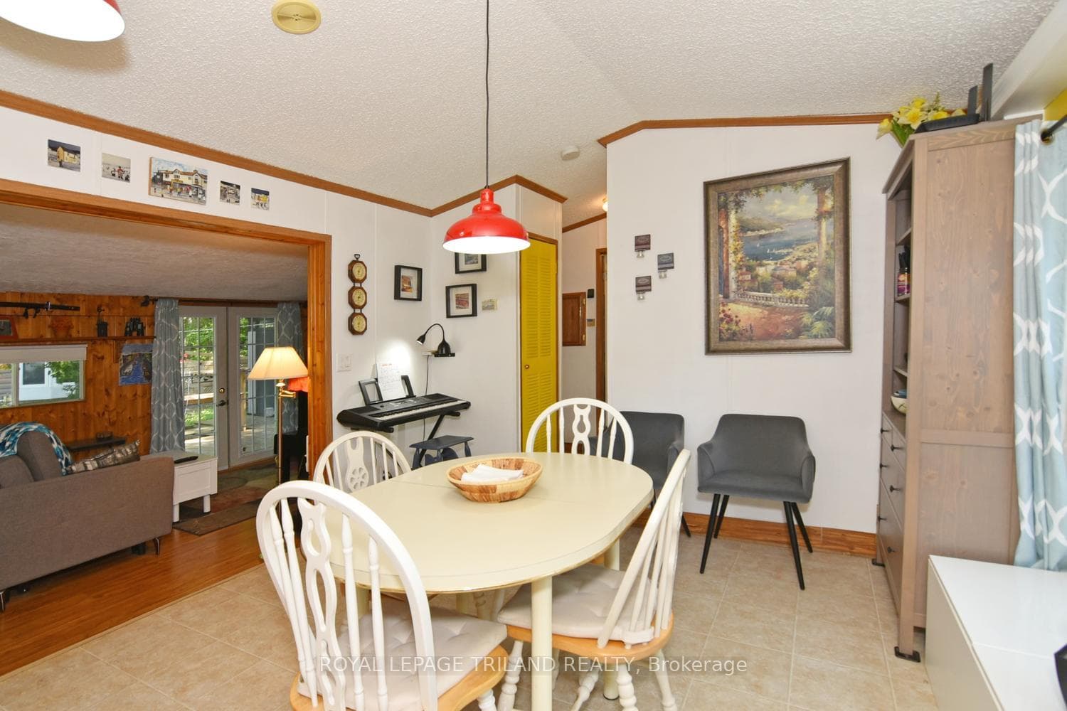 9910 Northville Crescent Unit B11 photo 14