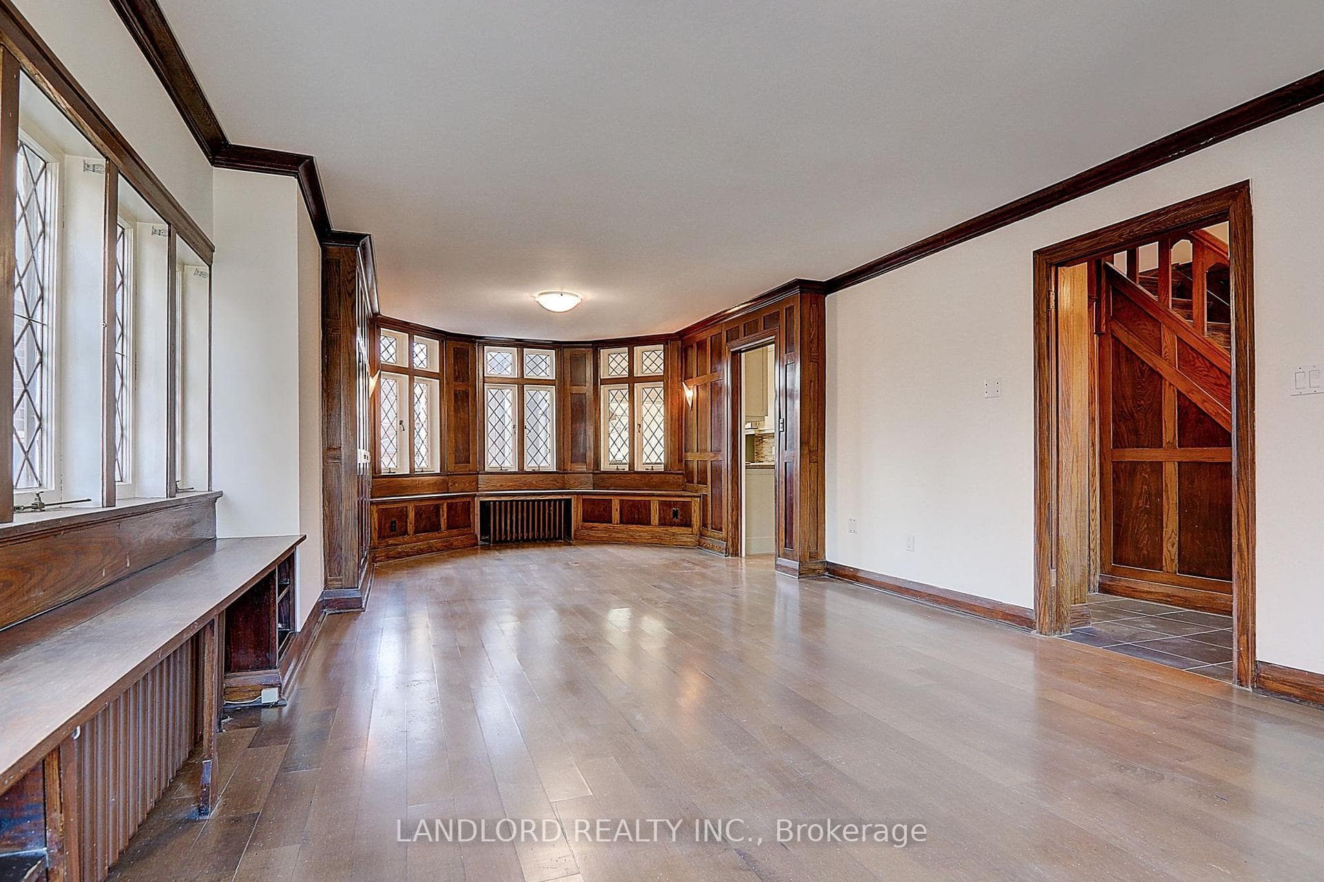 138 Fallingbrook Road photo 12