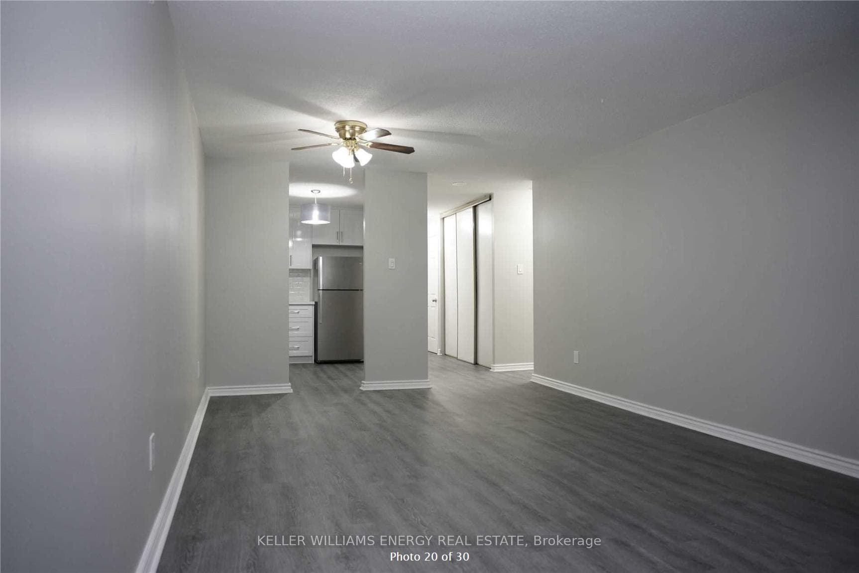 10 Tapscott Road Unit 813 photo 20