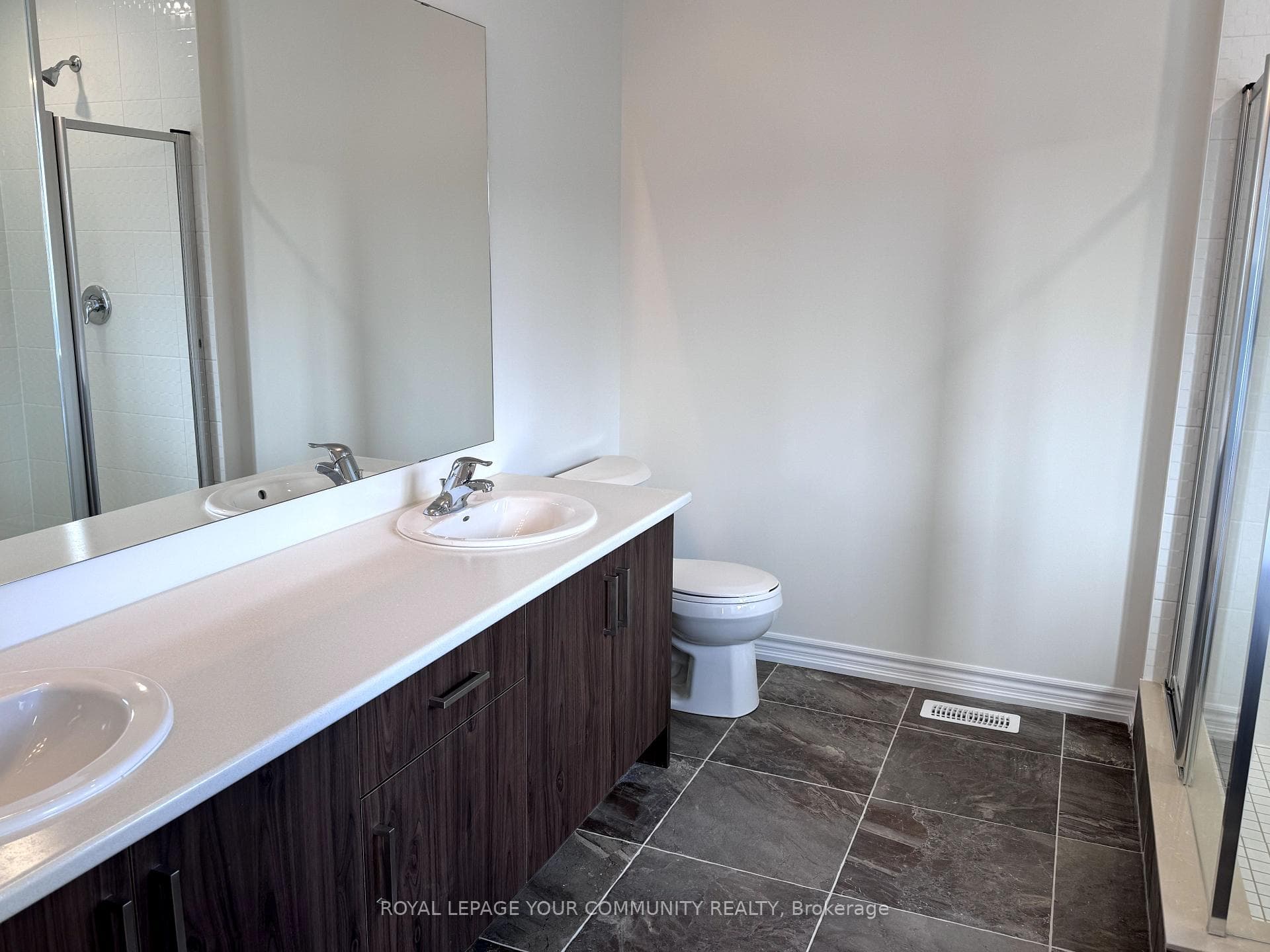 10 Tamworth Terrace photo 13