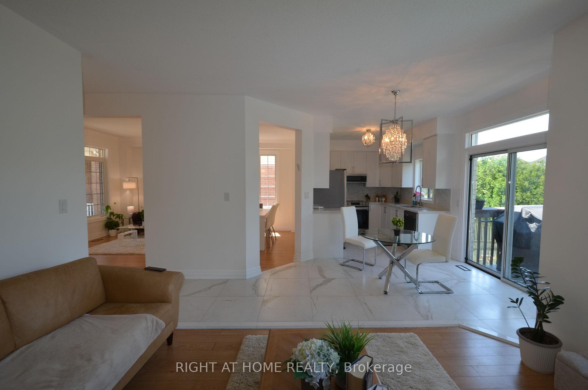 1172 Westridge Drive photo 8