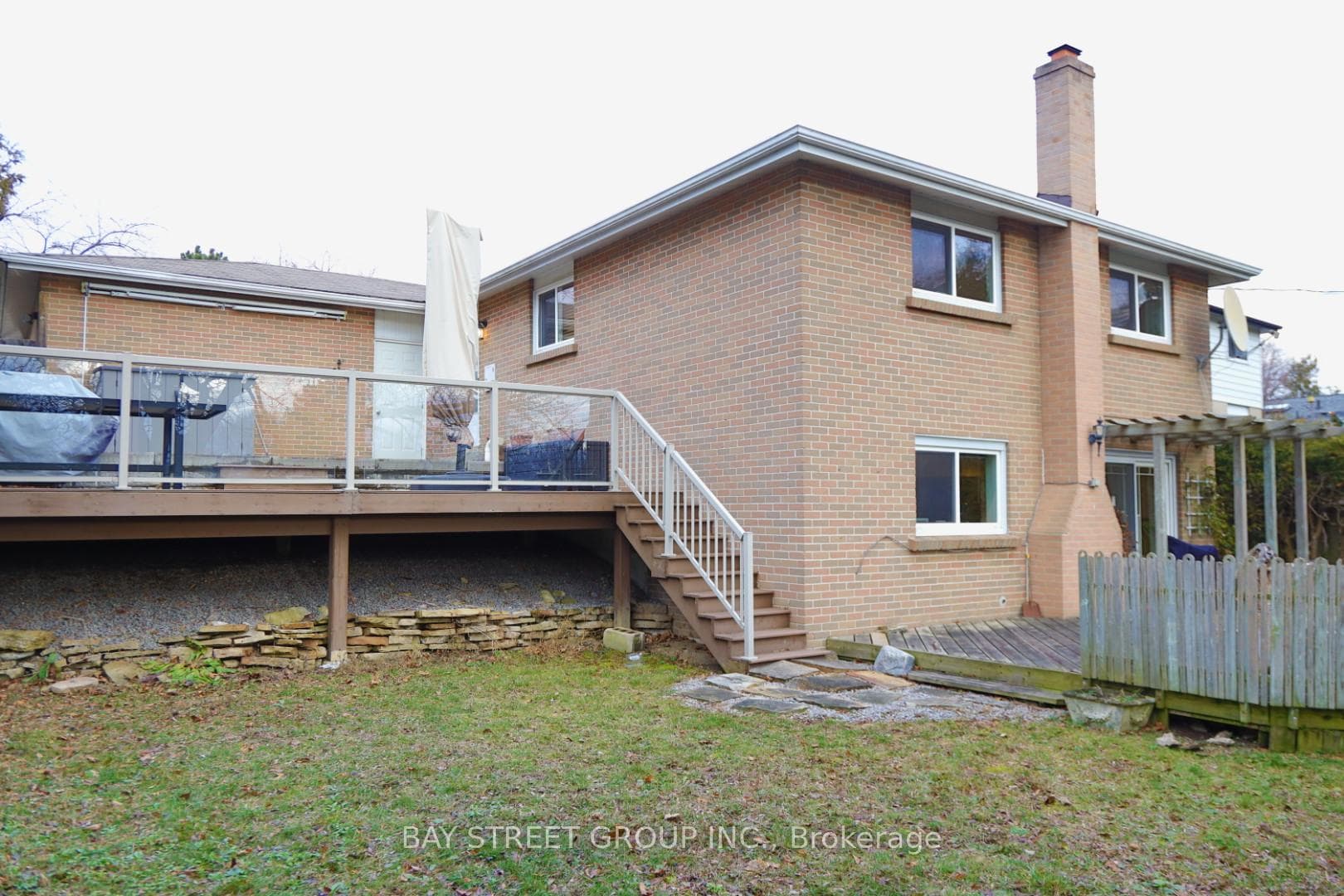 Bsmt - 27 Stornoway Crescent photo 2