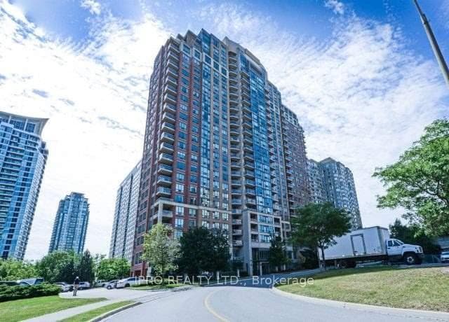 156 Enfield Place Unit 302 photo 1