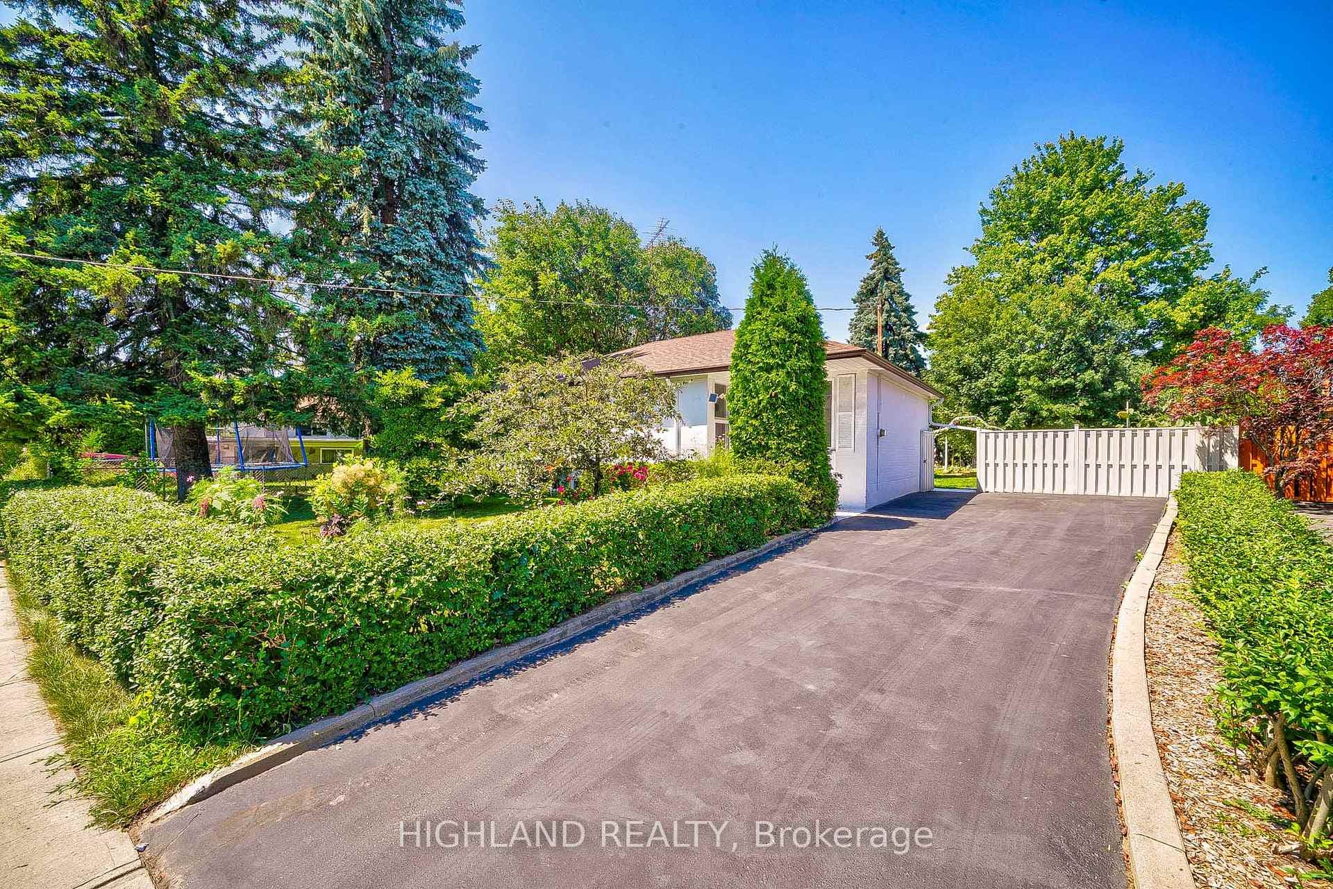 1273 Bridge Road photo 2