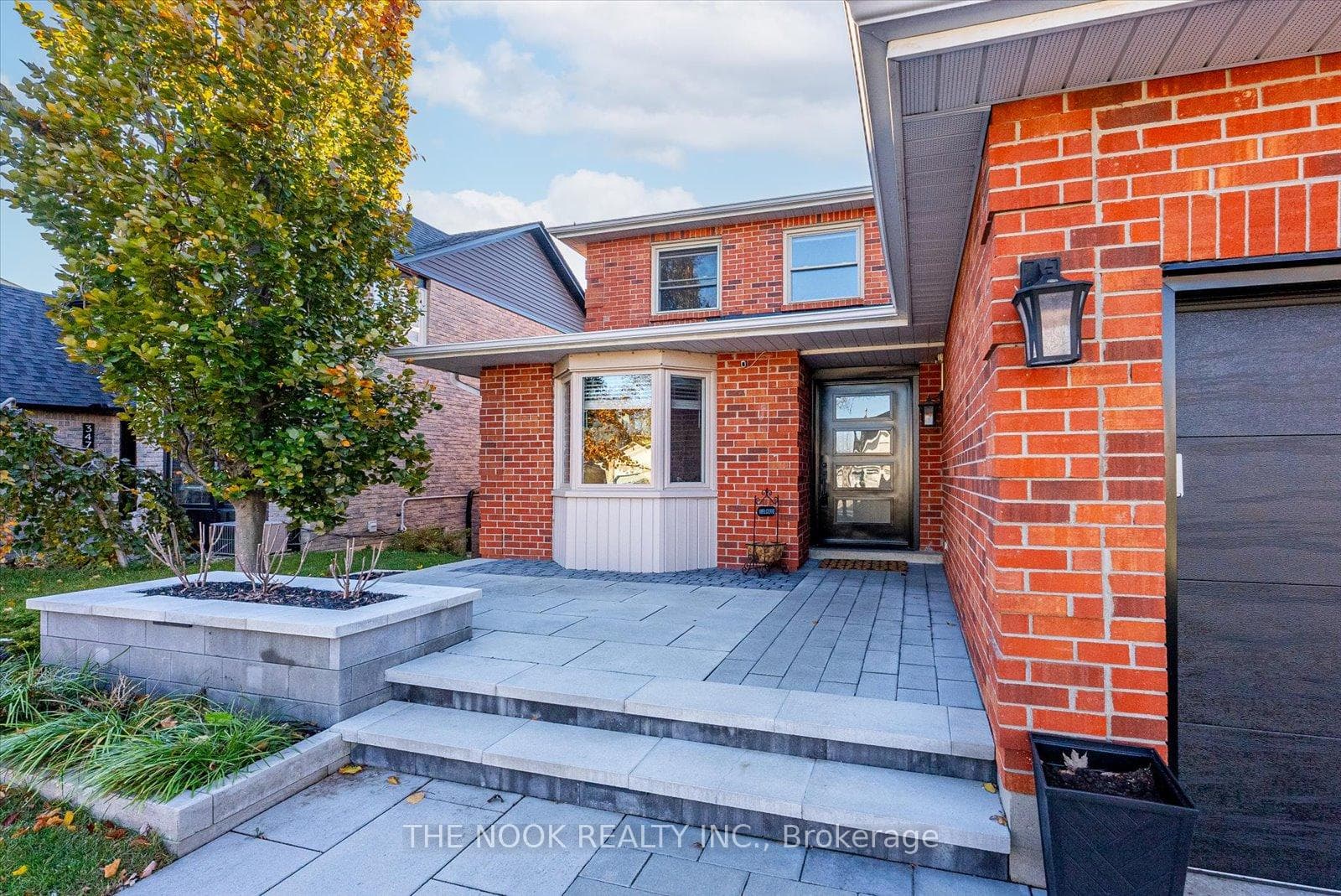 349 Regal Briar Street photo 2