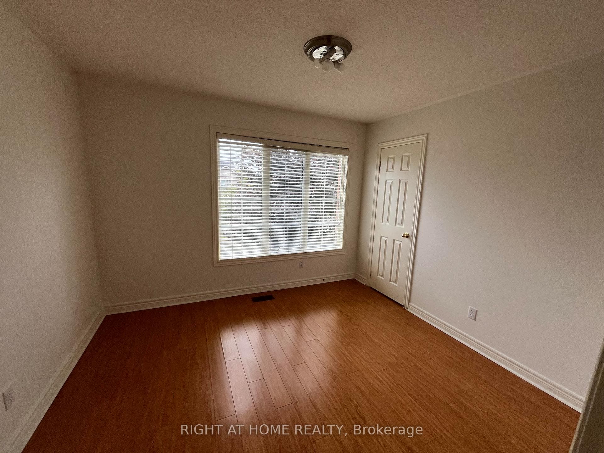 5901 Bermuda Drive Unit Upper photo 16