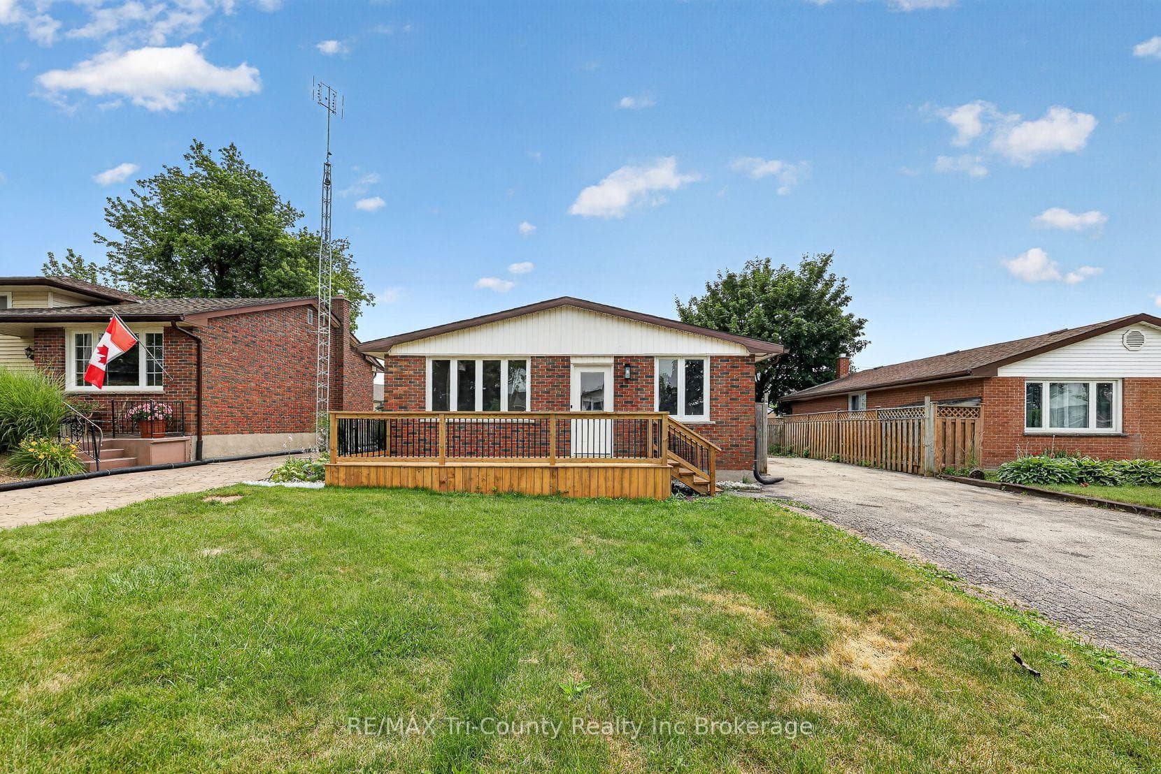 61 Airey Avenue photo 2