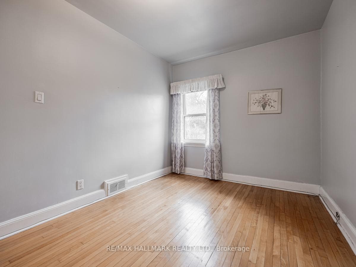 46 Dunblaine Avenue photo 20