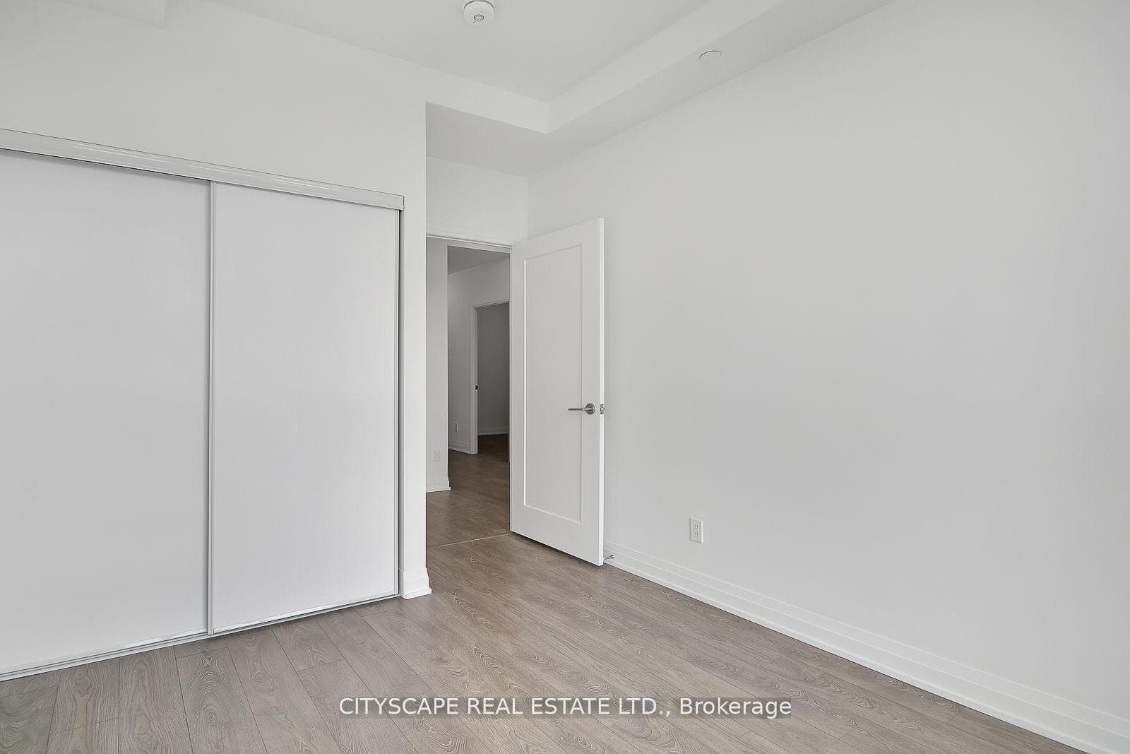 286 Main Street Unit 1501 photo 17