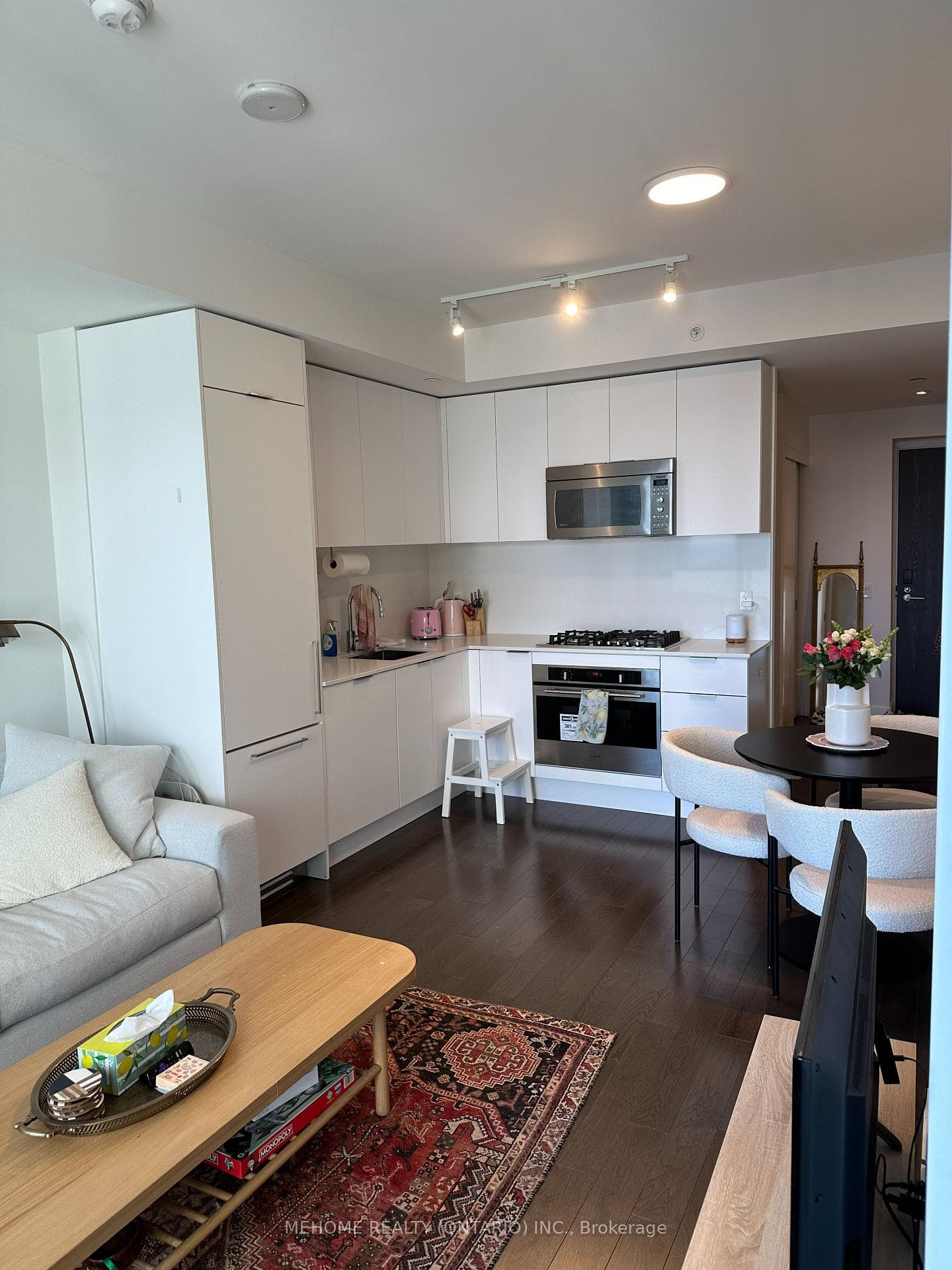 20 Lombard Street Unit 4305 photo 6