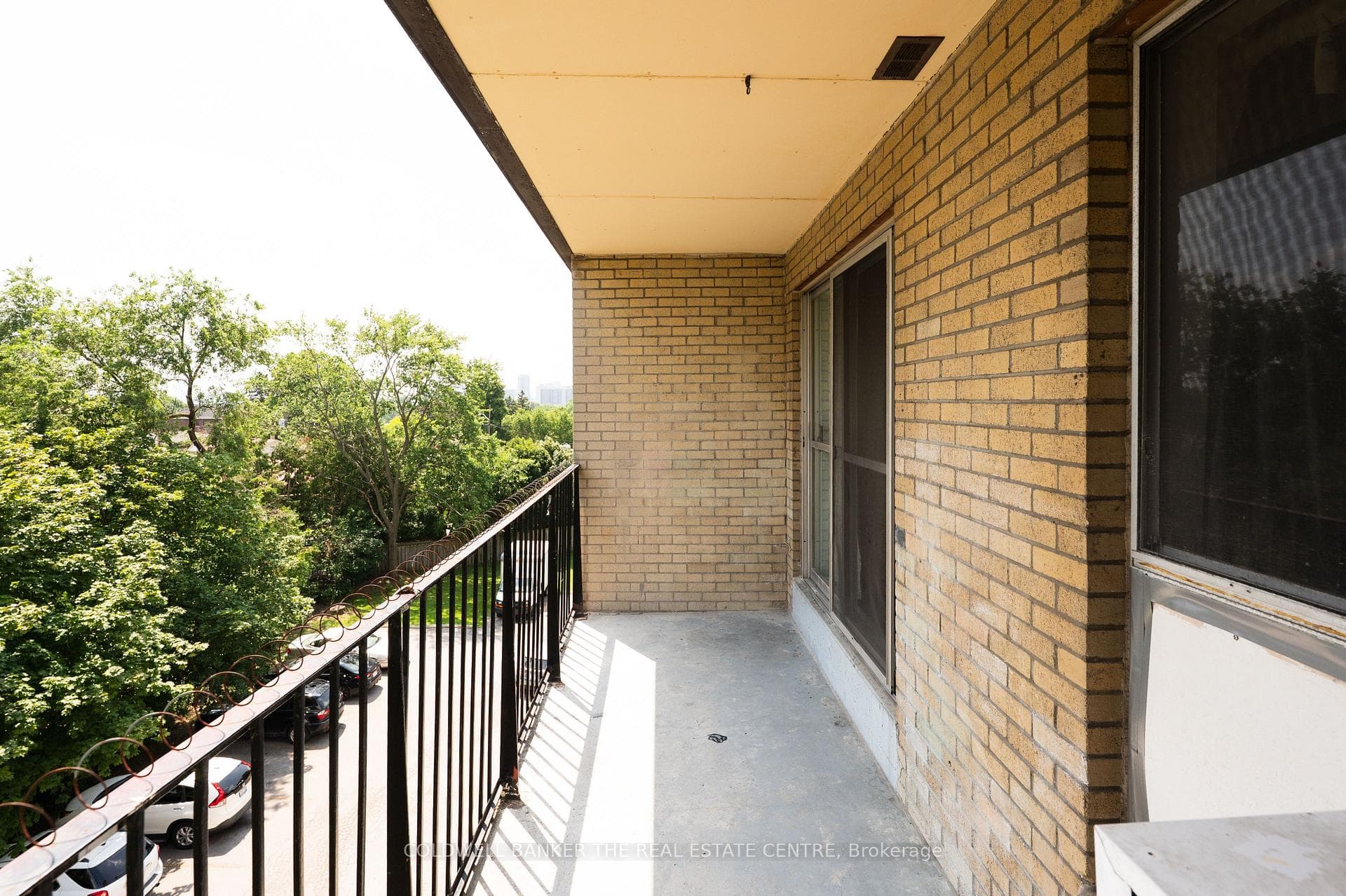1690 Victoria Park Avenue Unit 404 photo 27