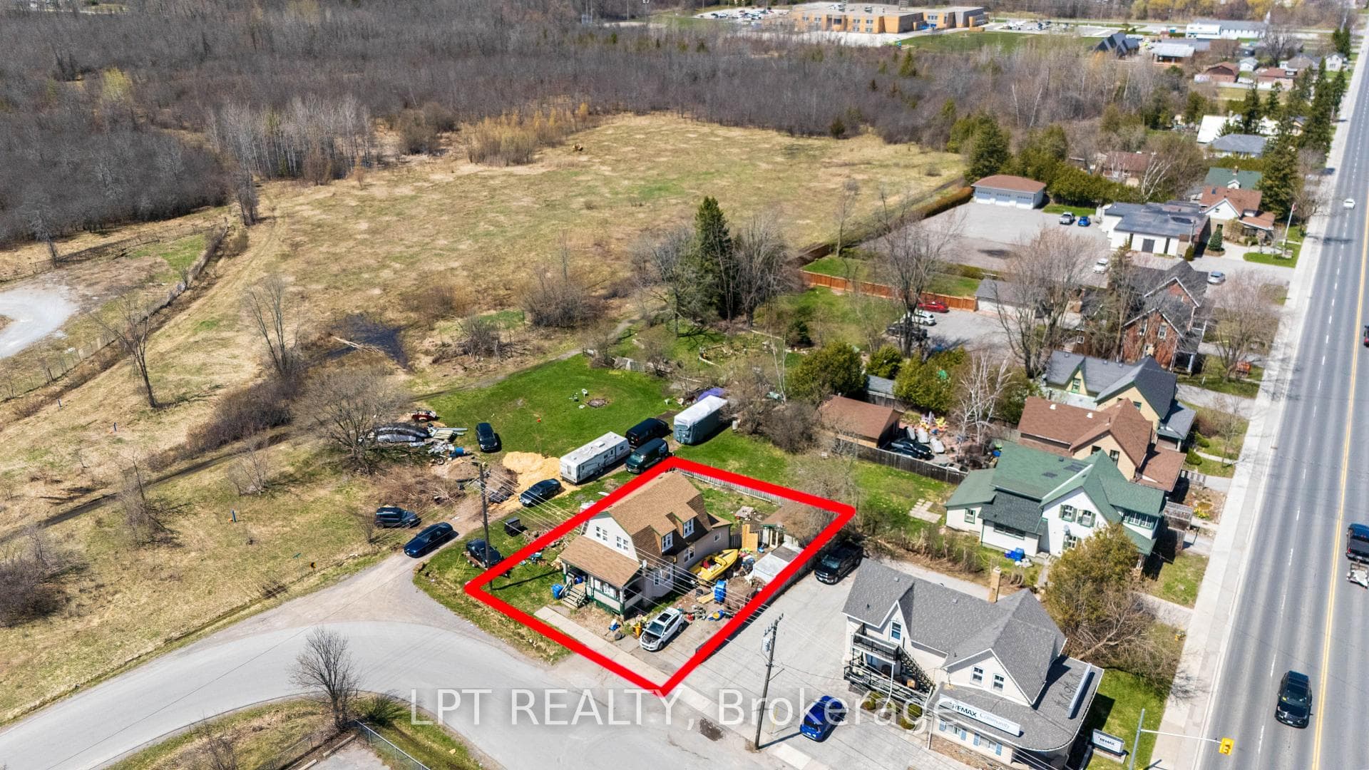 173 High St - Property With Detached Dwelling
