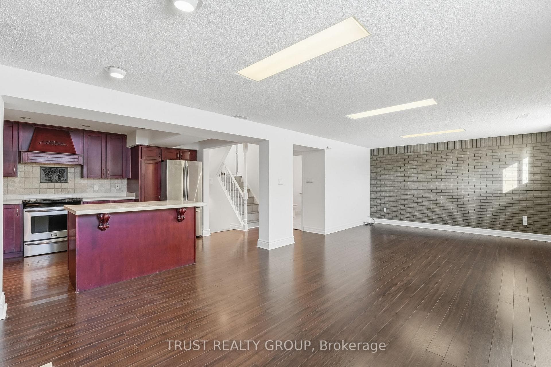 9 Del Ria Drive photo 23