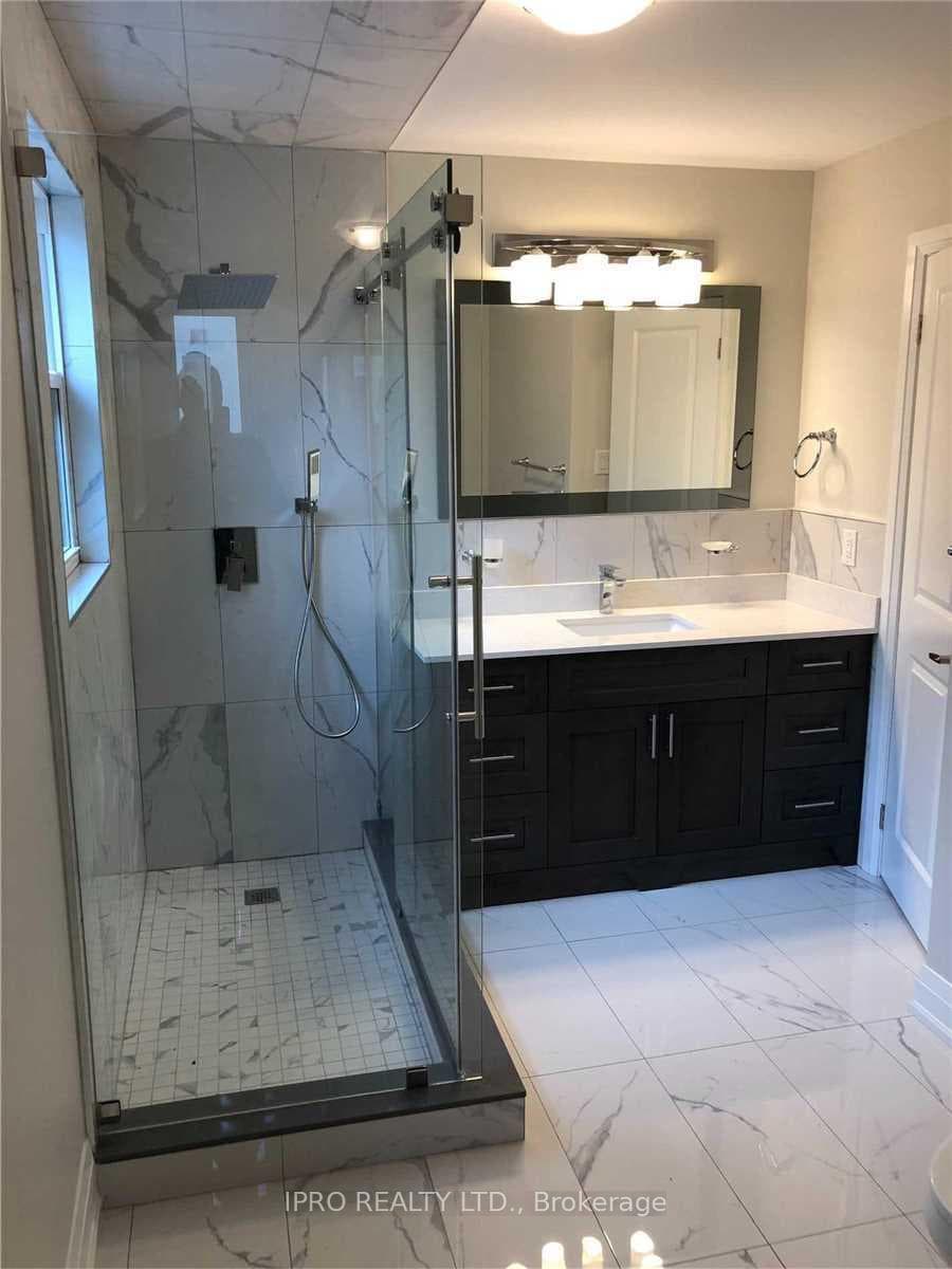 47 Megan Avenue Unit Upper photo 8