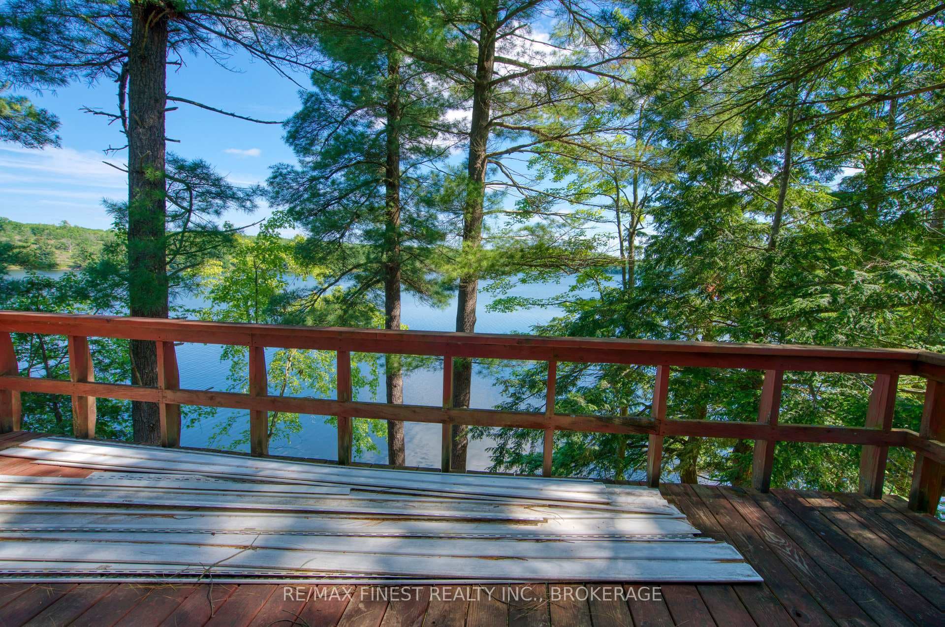 1086 Salamander Lane photo 27