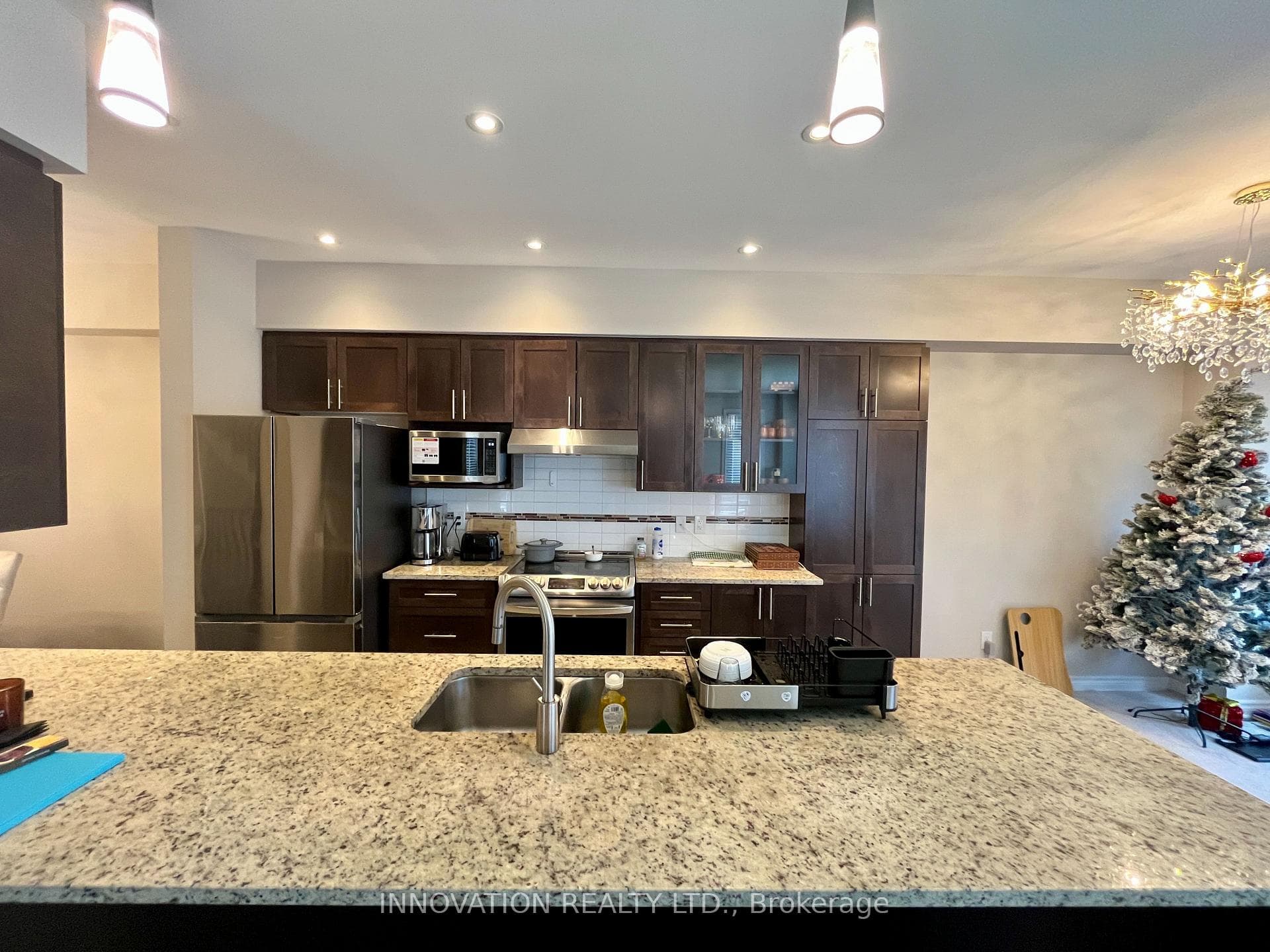222 Dolce Crescent photo 13