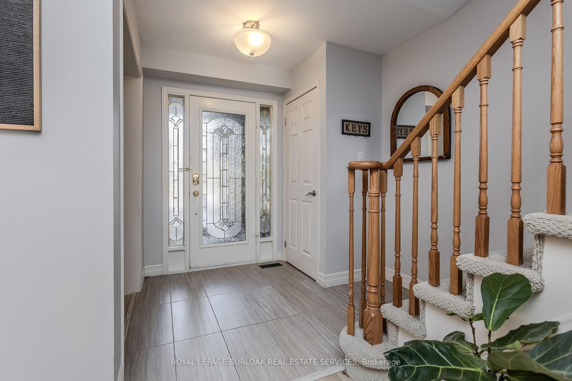 1147 Lindsay Drive photo 4