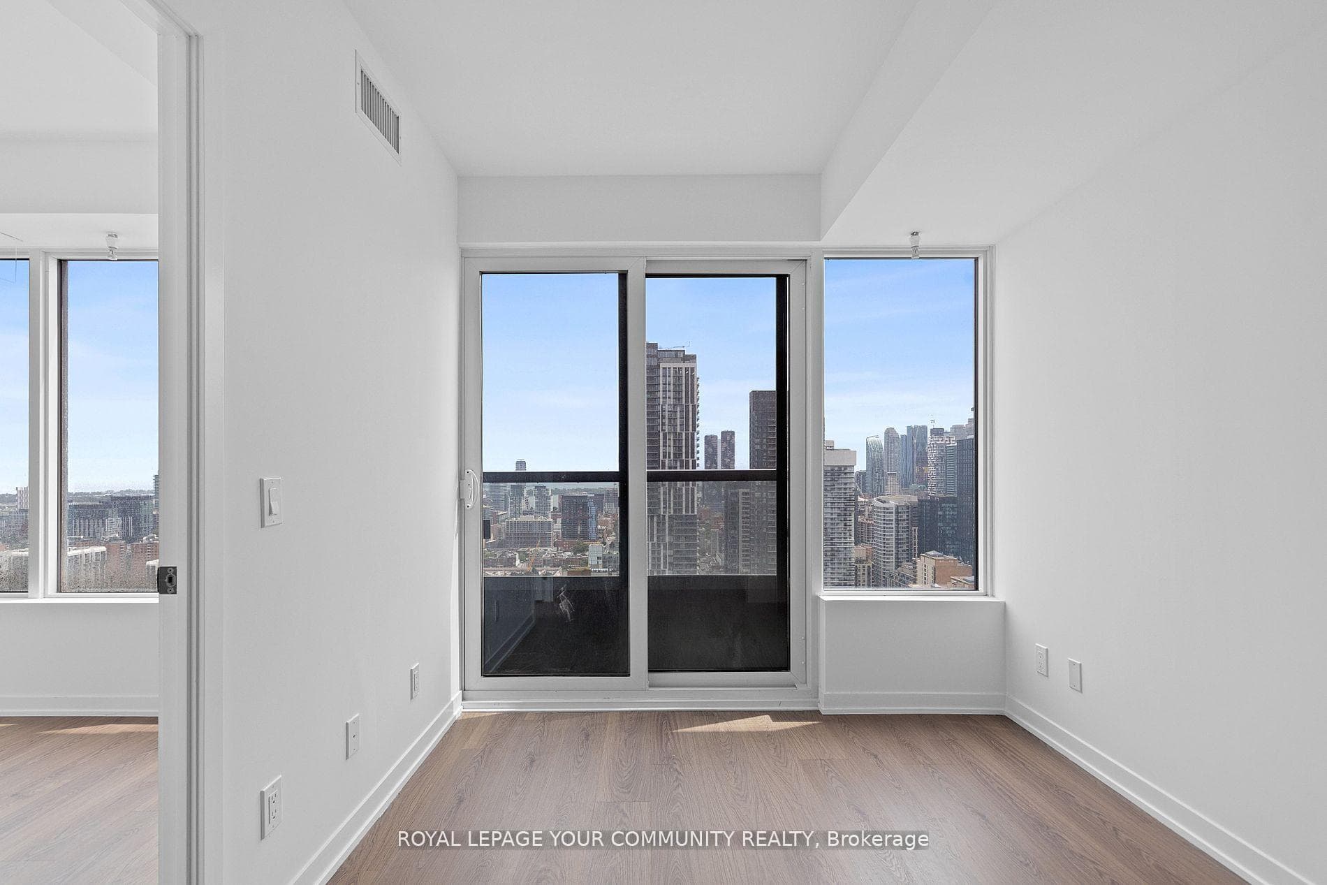 319 Jarvis Street Unit 3717 photo 17