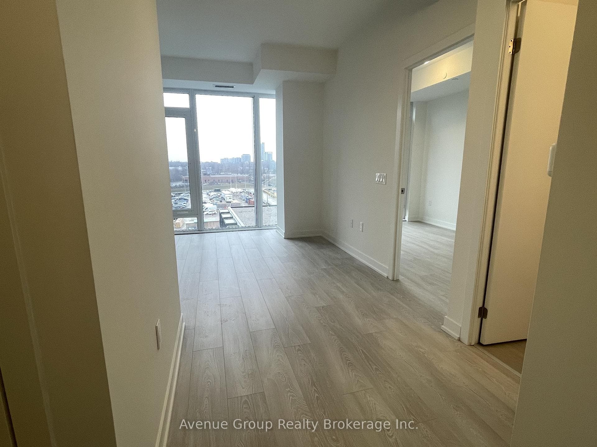 5 Quarrington Lane Unit 604 photo 4