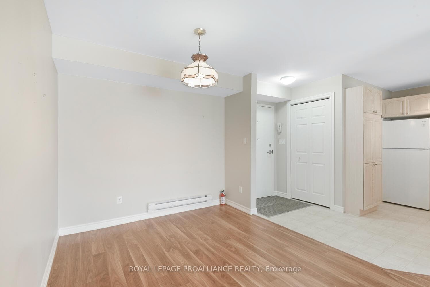 1171 Millwood Avenue Unit 11 photo 9