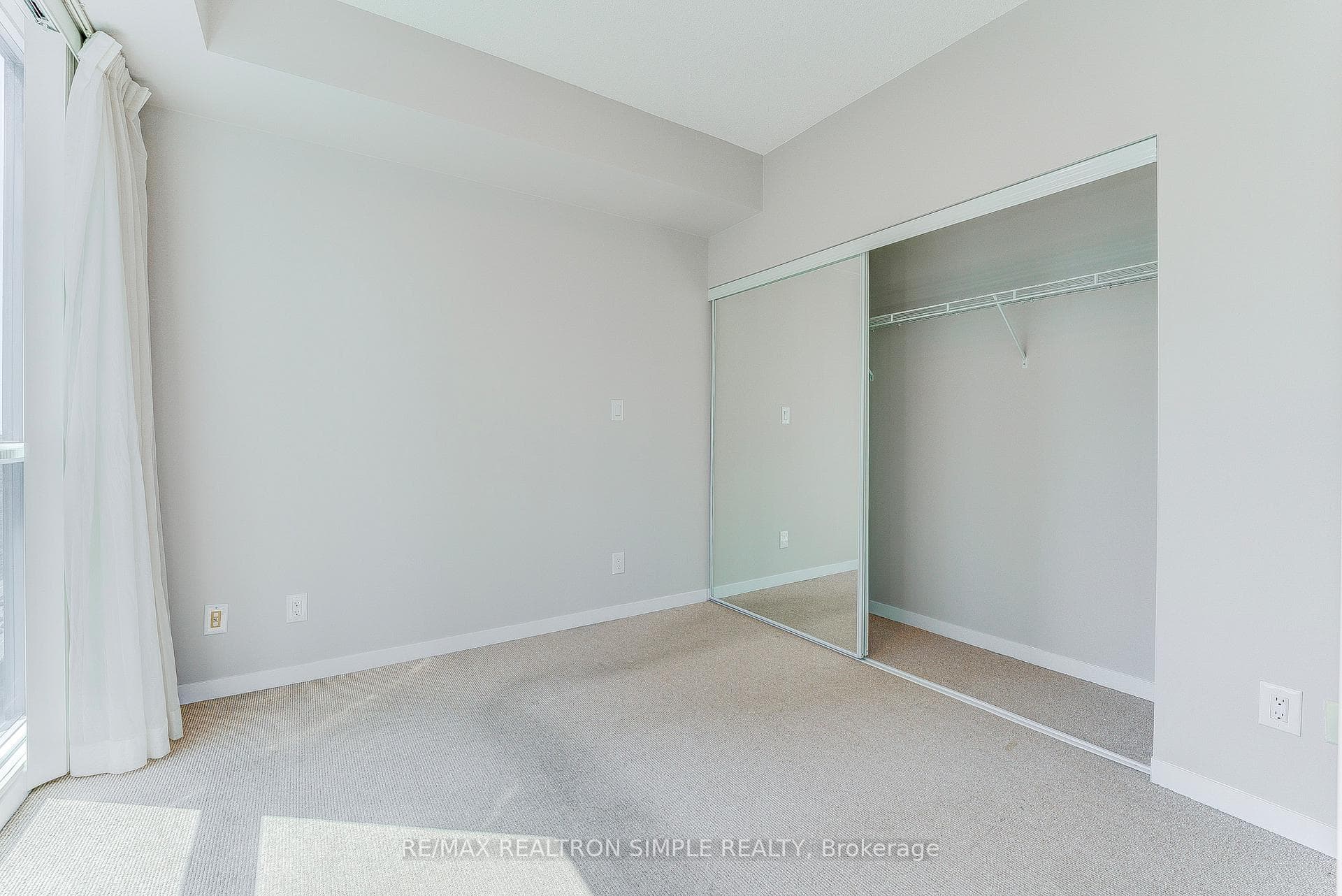 55 Bremner Boulevard Unit 2607 photo 16