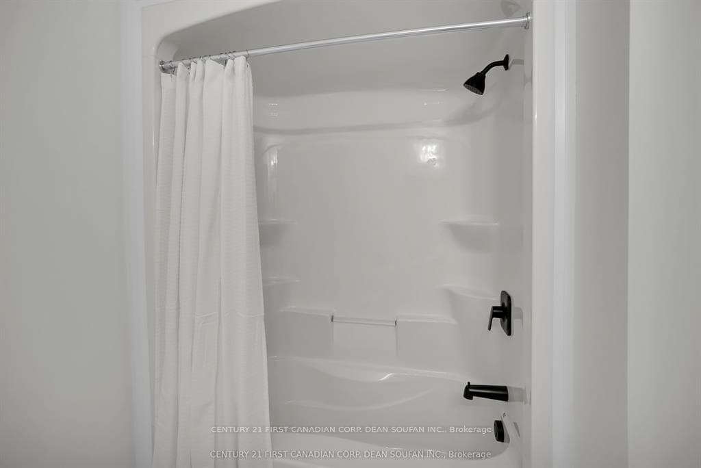 775 BANYAN Lane photo 28