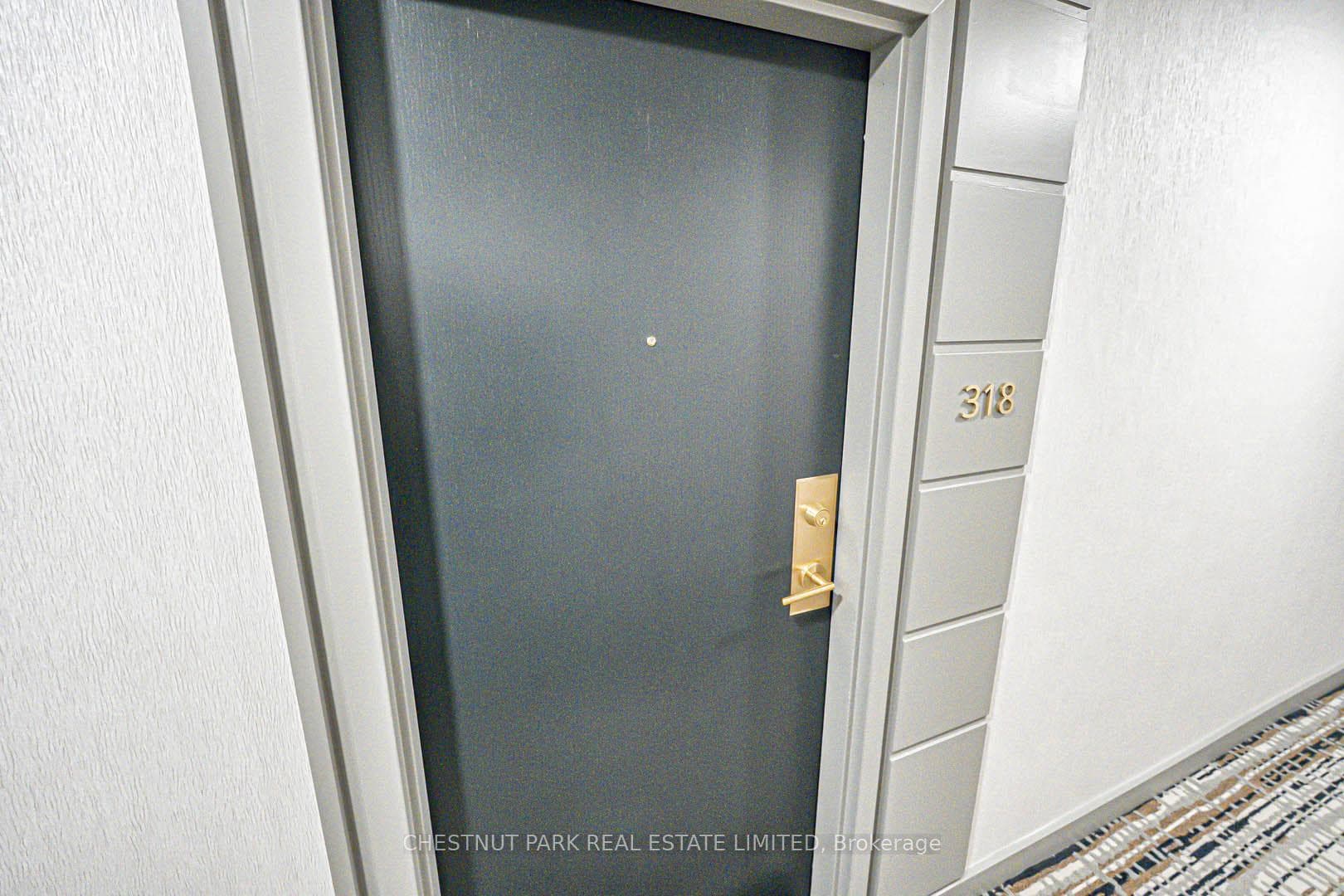 230 King Street Unit 318 photo 4