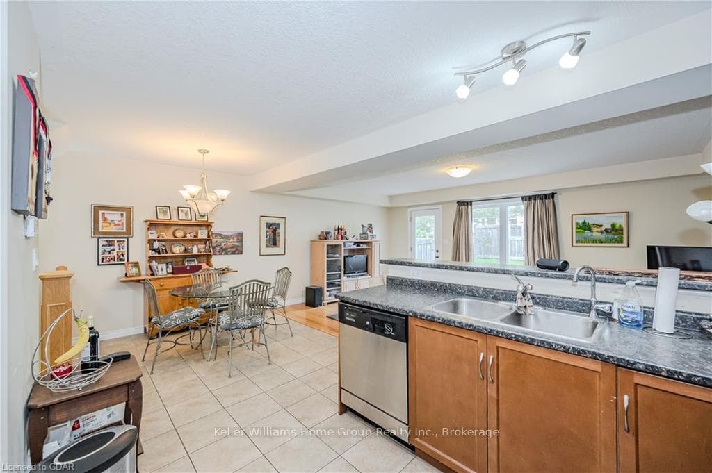 167 ARKELL Road Unit 51 photo 14