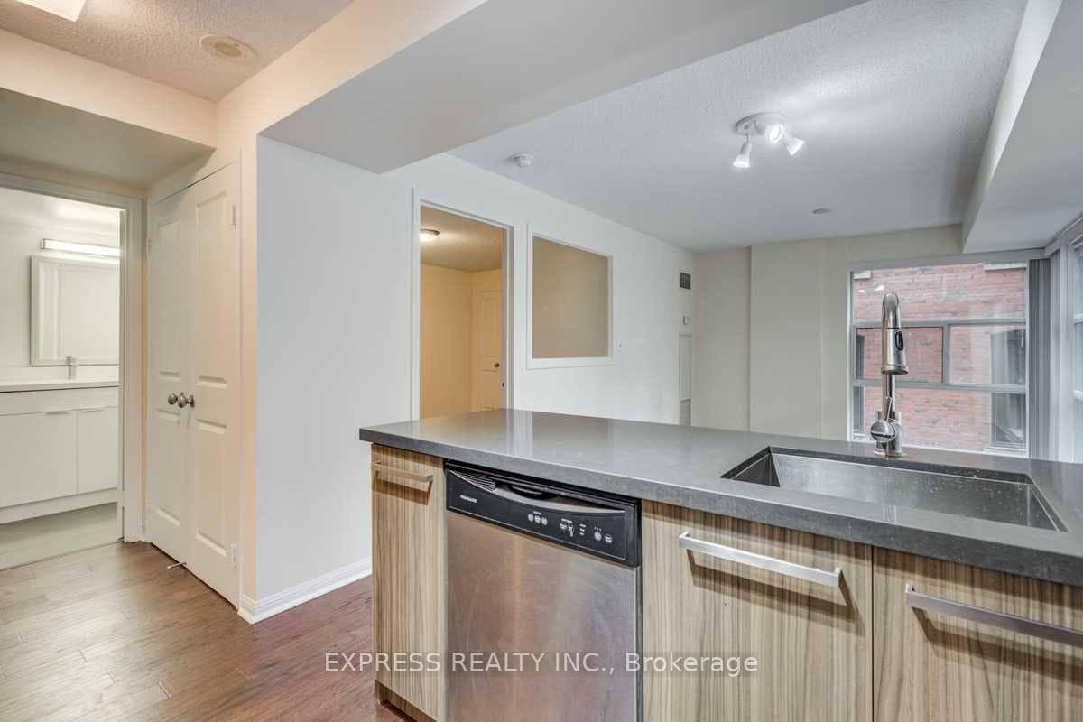 11 St Joseph Street Unit 318 photo 5