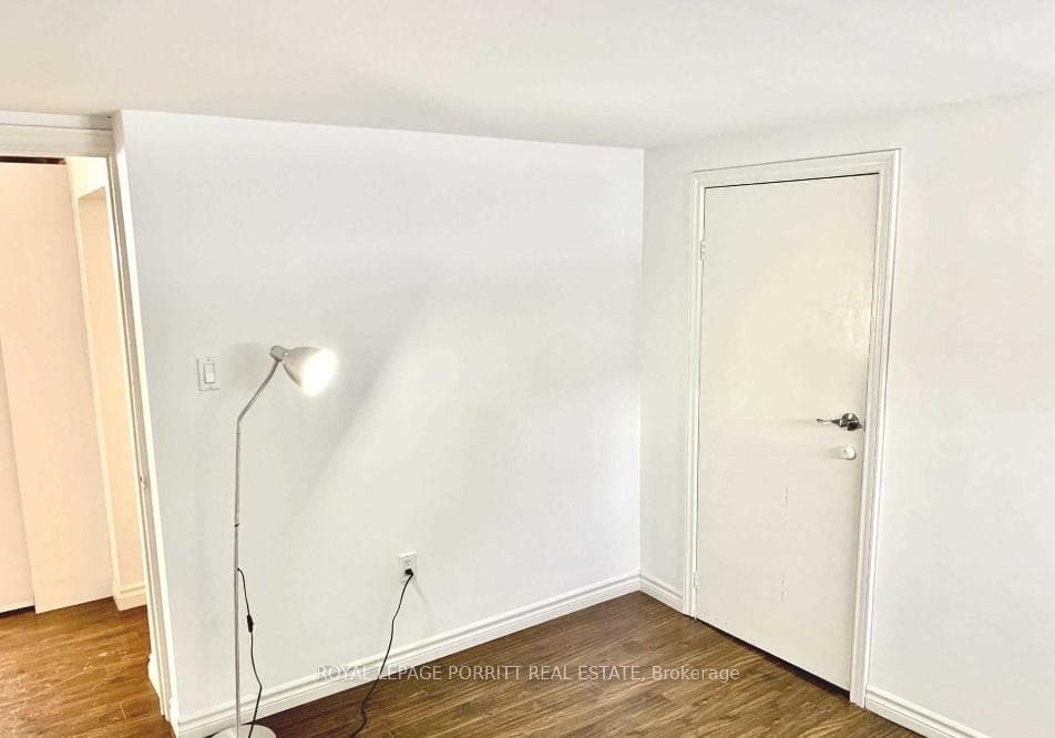 273 Beta Street Unit Lower photo 11