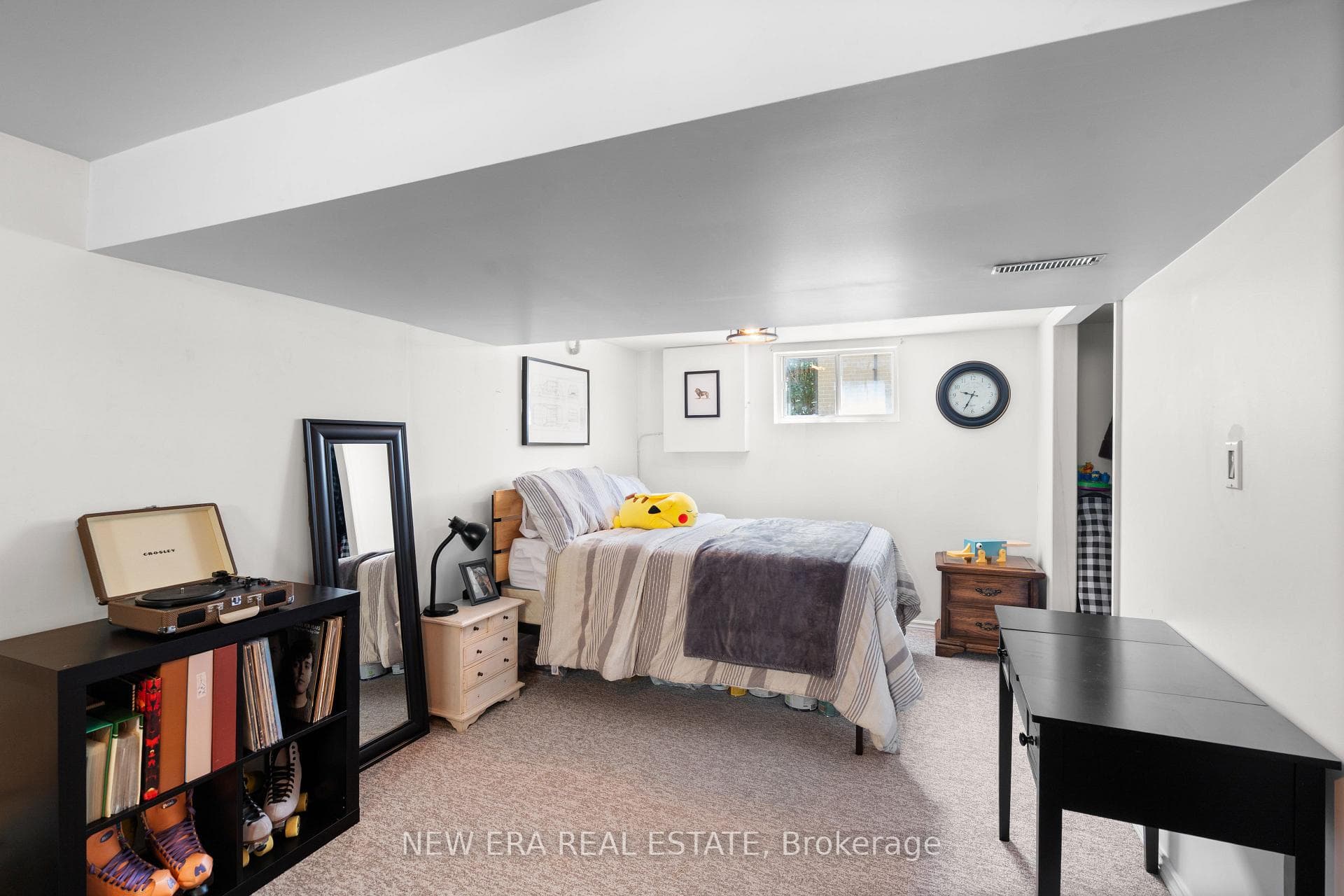 91 Hadrian Drive photo 23
