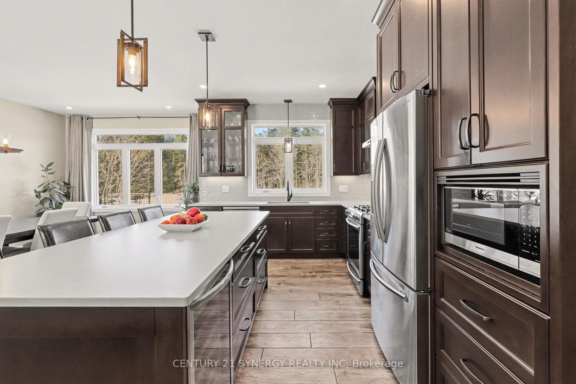 1261 Drouin Road photo 12