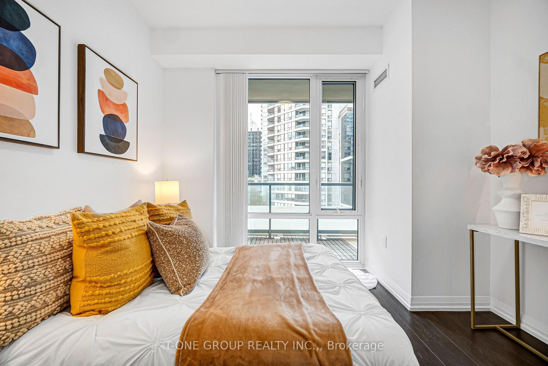 25 Holly Street Unit 610 photo 31