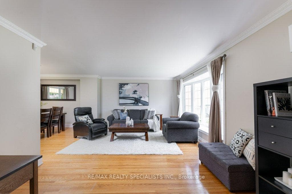 68 Windermere Court photo 5
