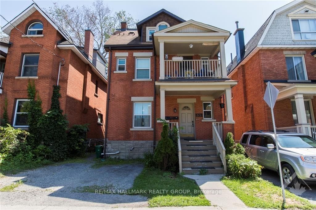 132 Flora Street Unit 1 photo 1