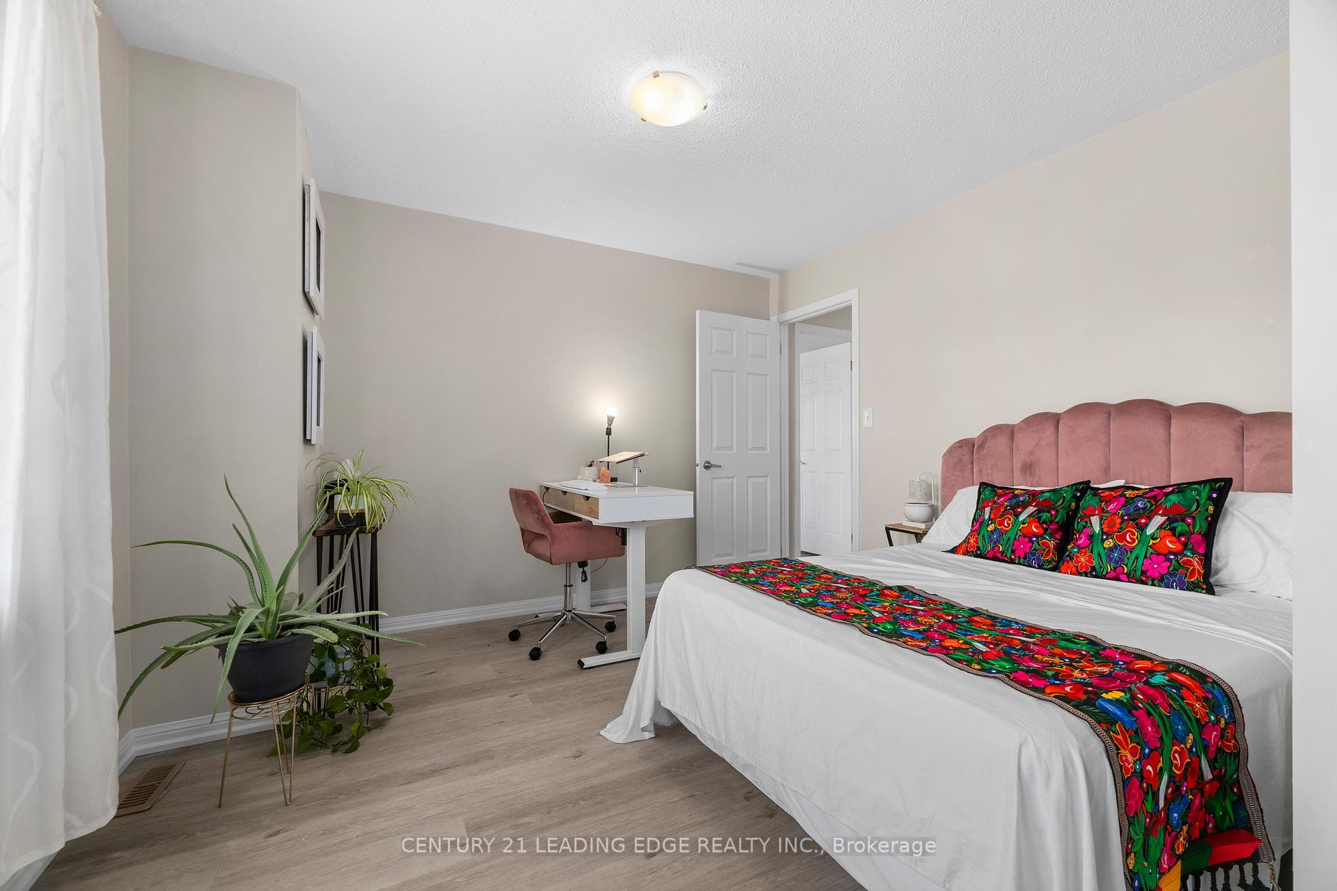 1113 Hepburn Road photo 29