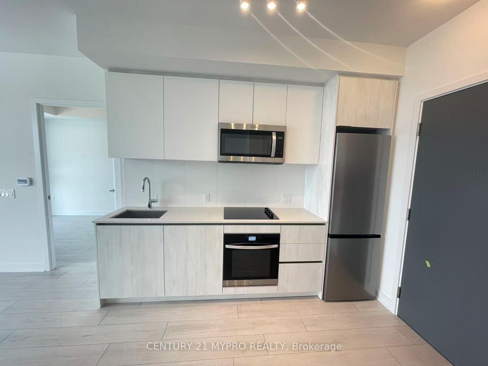 5858 Yonge Street Unit 2425 photo 8