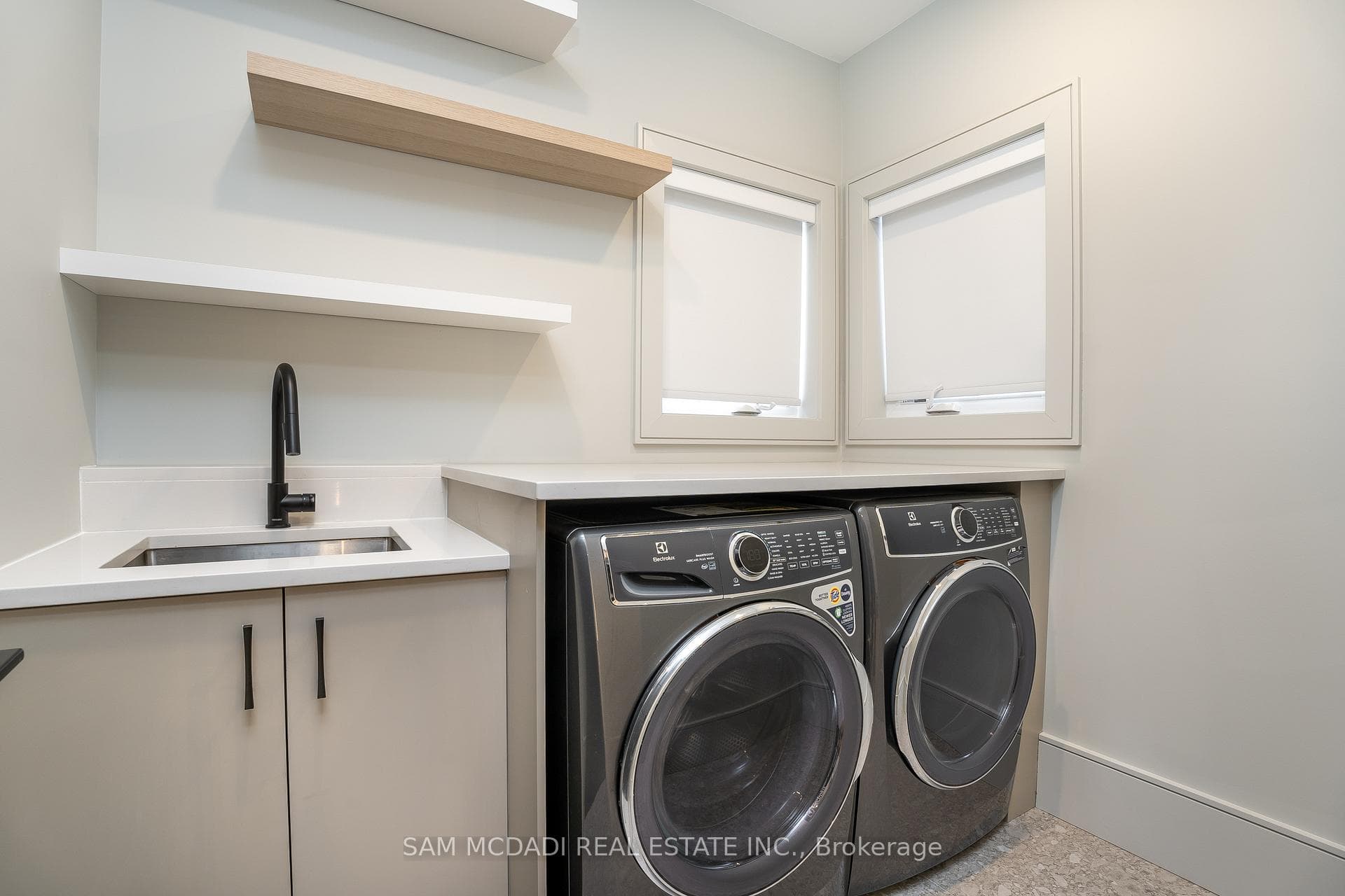 1019 Strathy Avenue photo 21