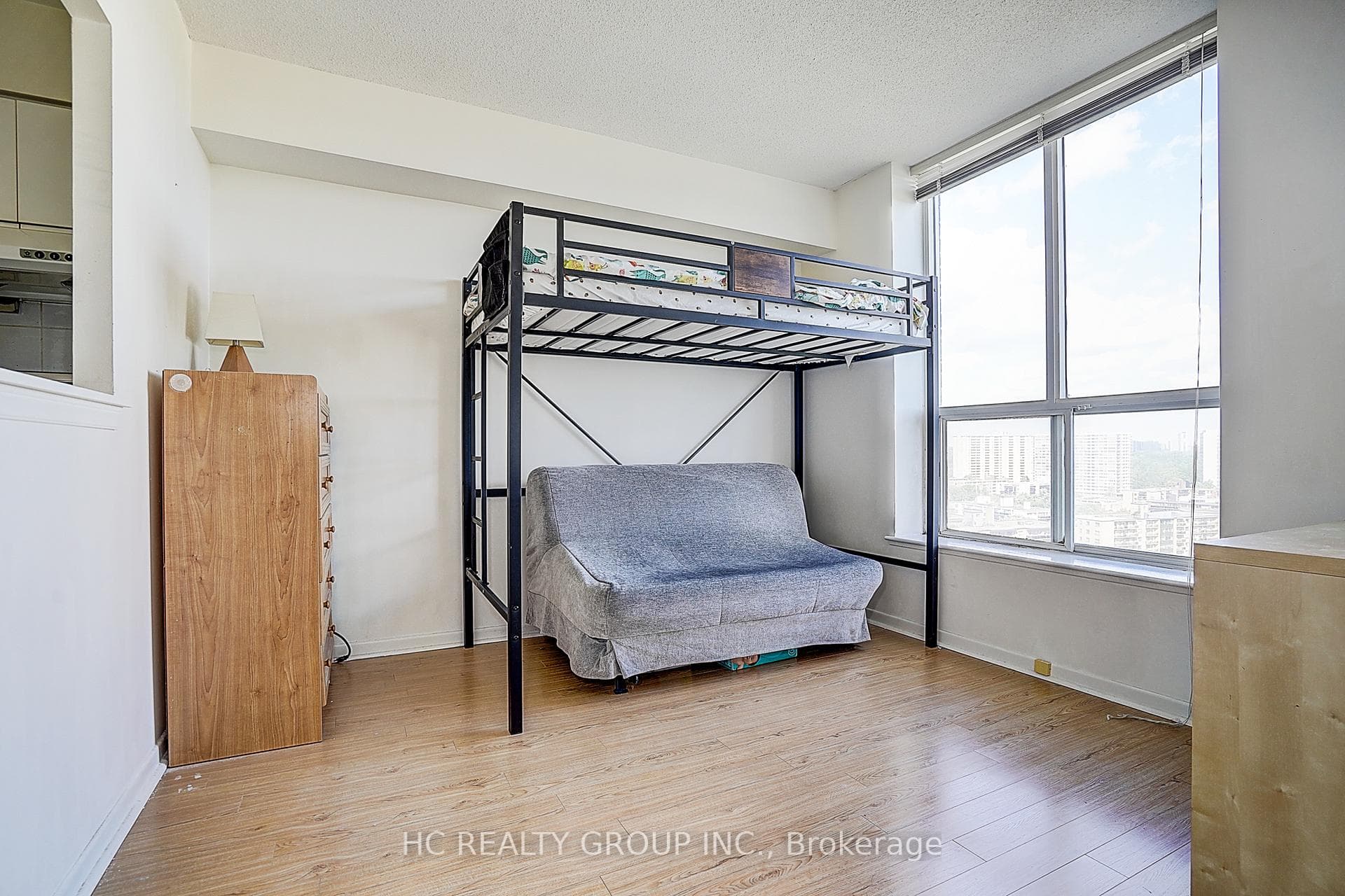 21 Overlea Boulevard Unit 1602 photo 11