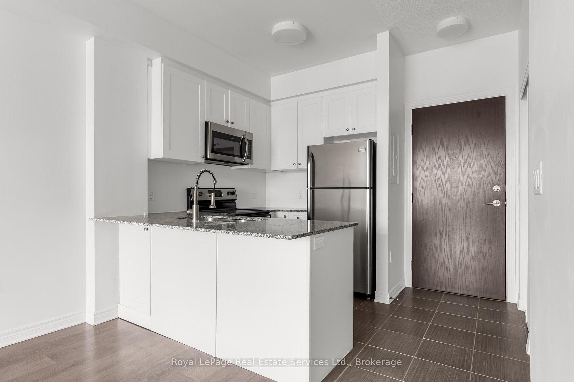 216 Oak Park Boulevard Unit 231 photo 8
