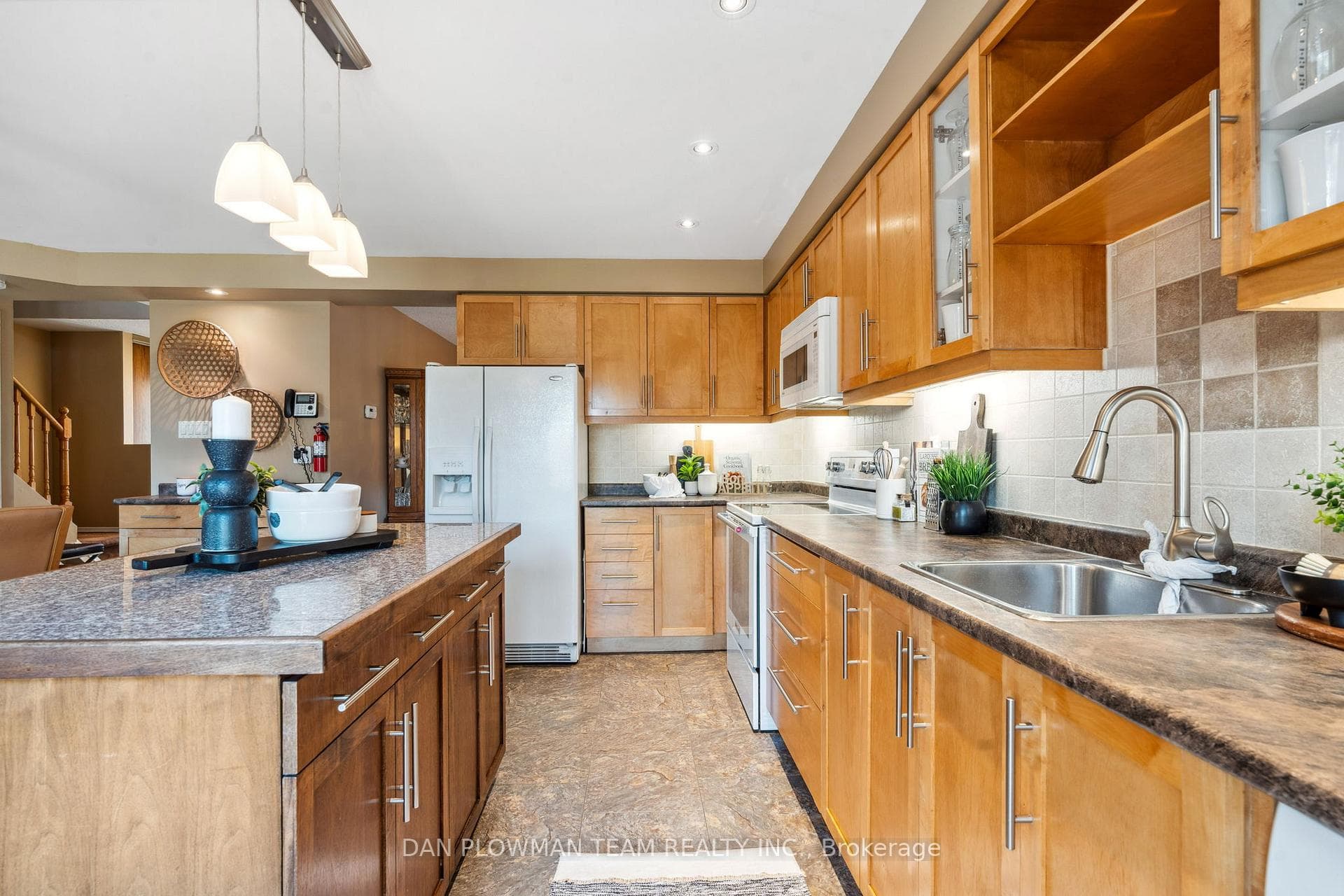 45 Dobson Drive photo 11