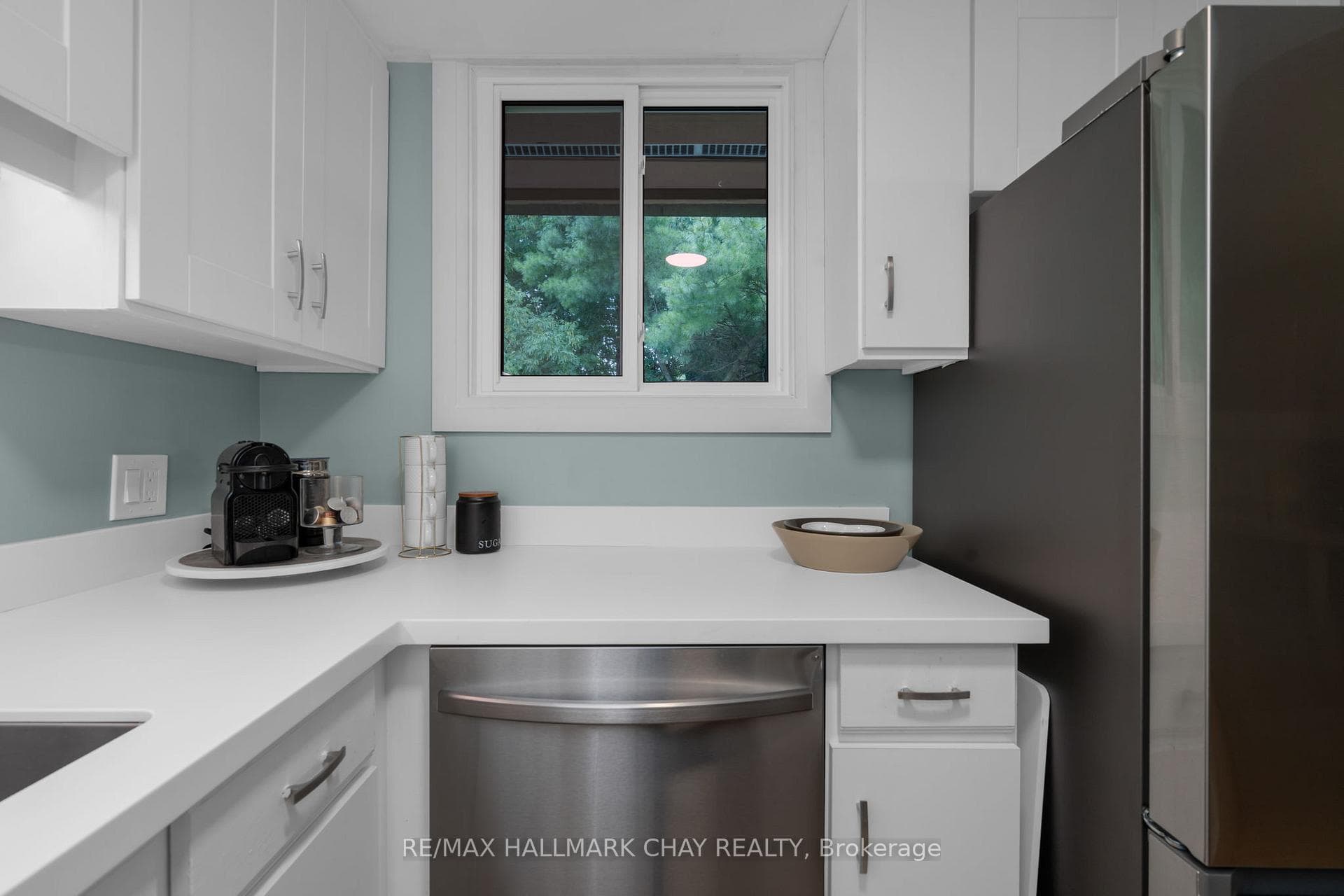 1102 Horseshoe Valley Road Unit 303 photo 14