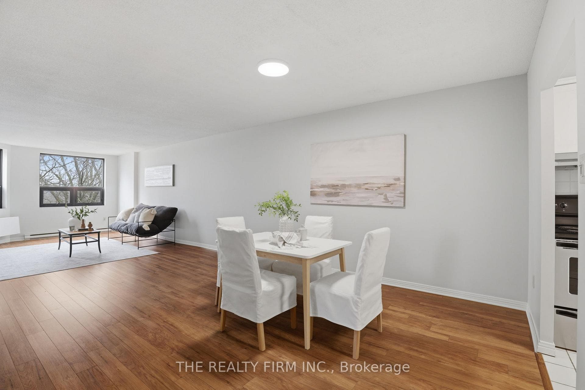 549 RIDOUT Street Unit 304 photo 13