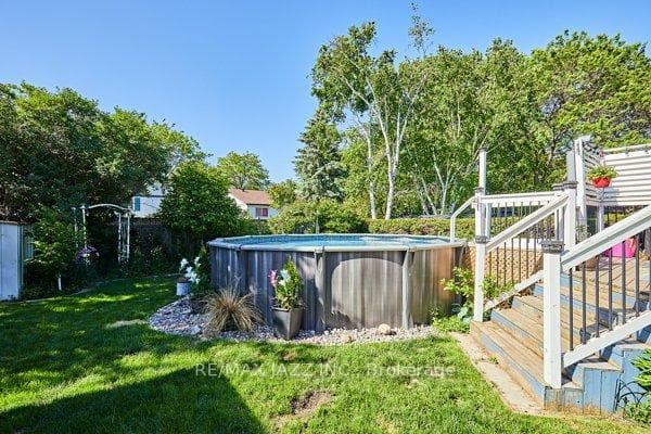 151 Guthrie Crescent photo 25