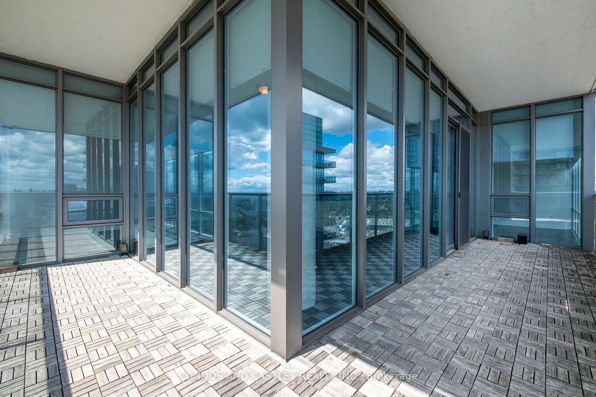 88 Park Lawn Road Unit 2907 photo 13