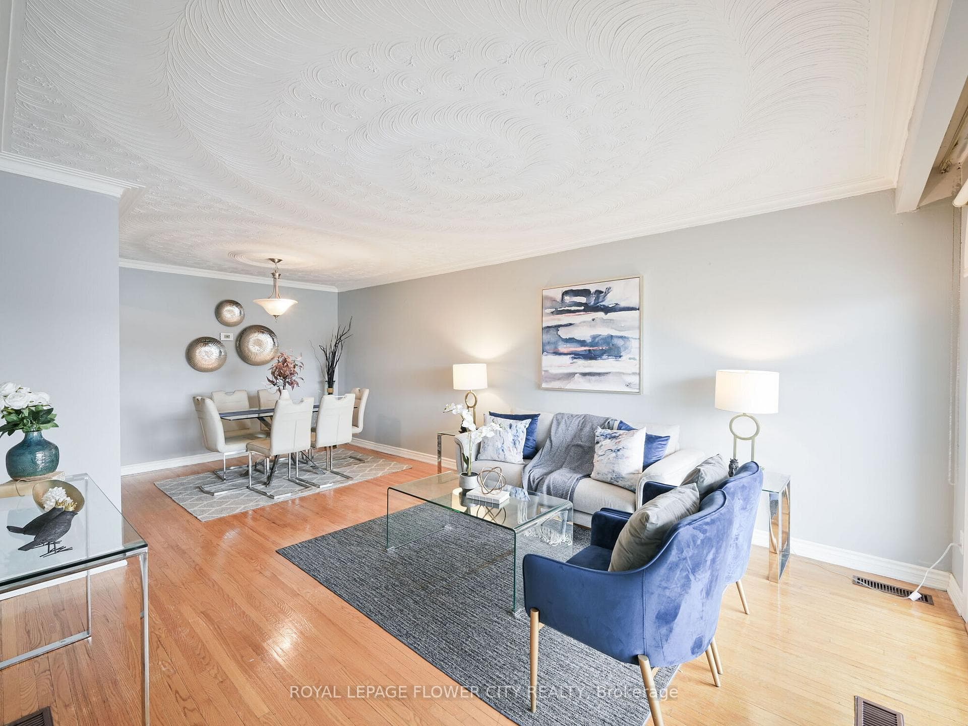 7358 Sigsbee Drive photo 4