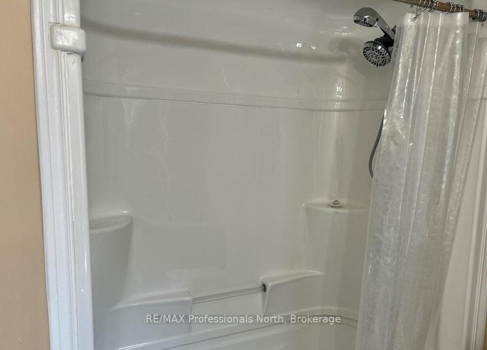 1591 HIDDEN VALLEY Road Unit 20 photo 18