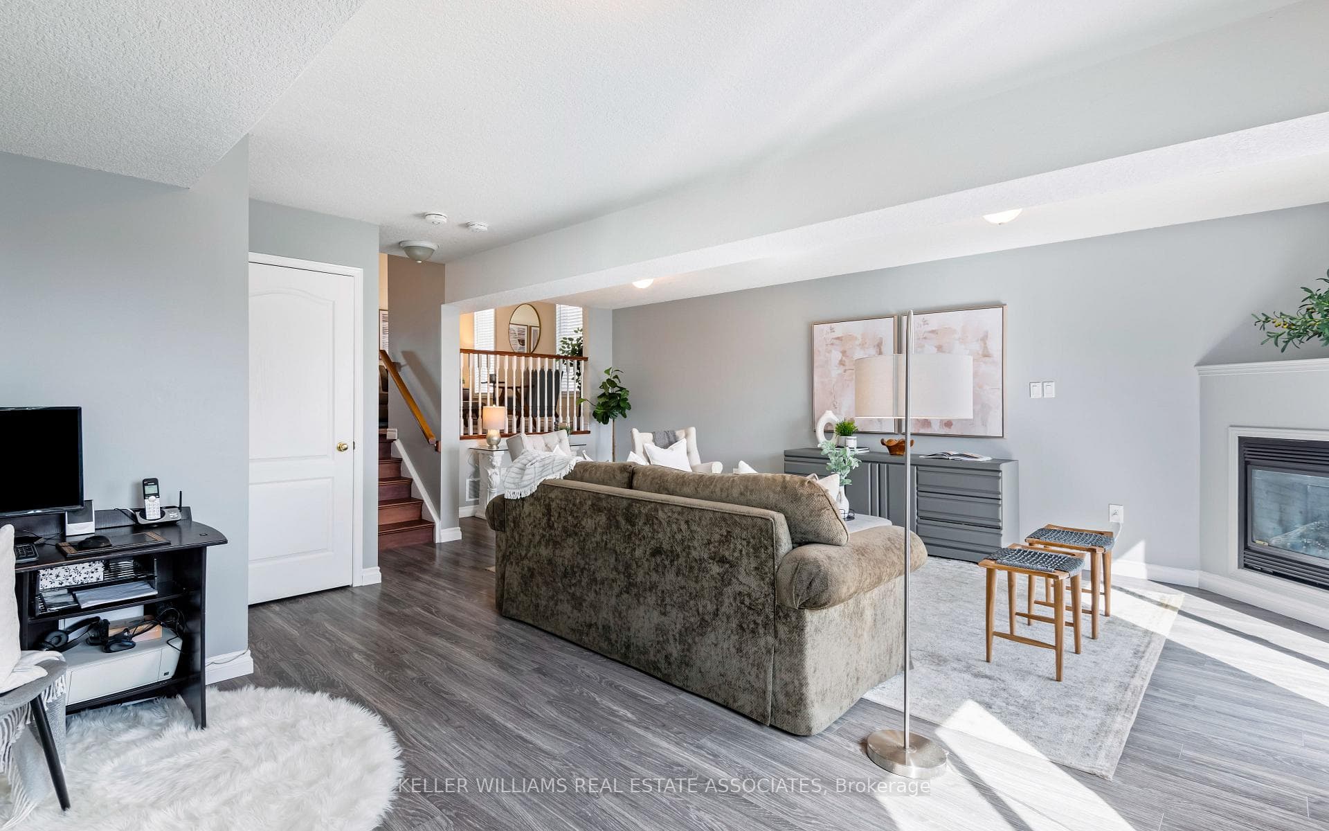 318 Montgomery Boulevard photo 17