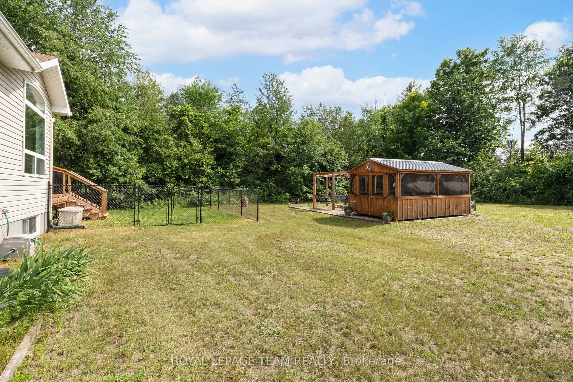 59 Empress Drive photo 42