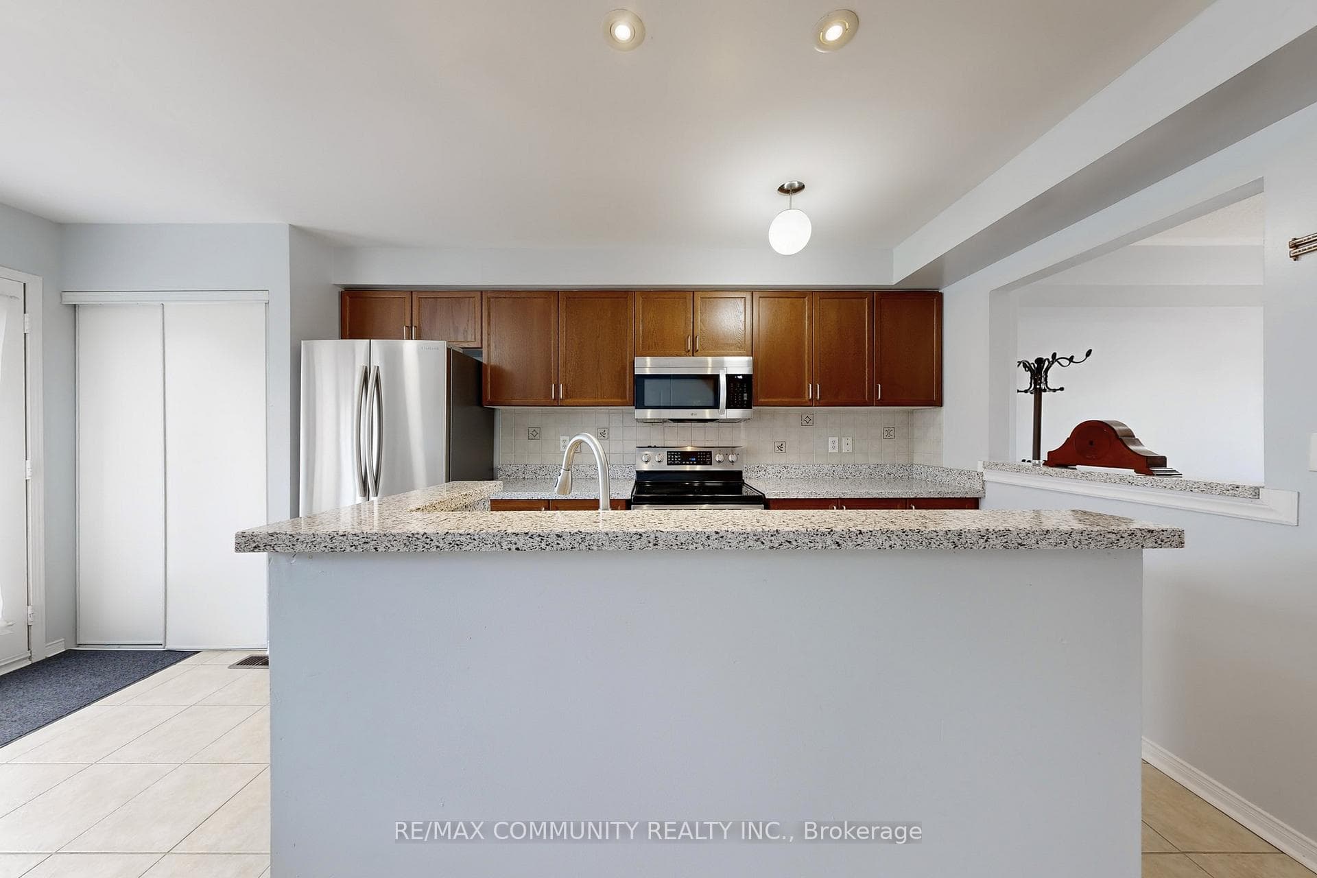 771 Cornell Rouge Boulevard photo 11